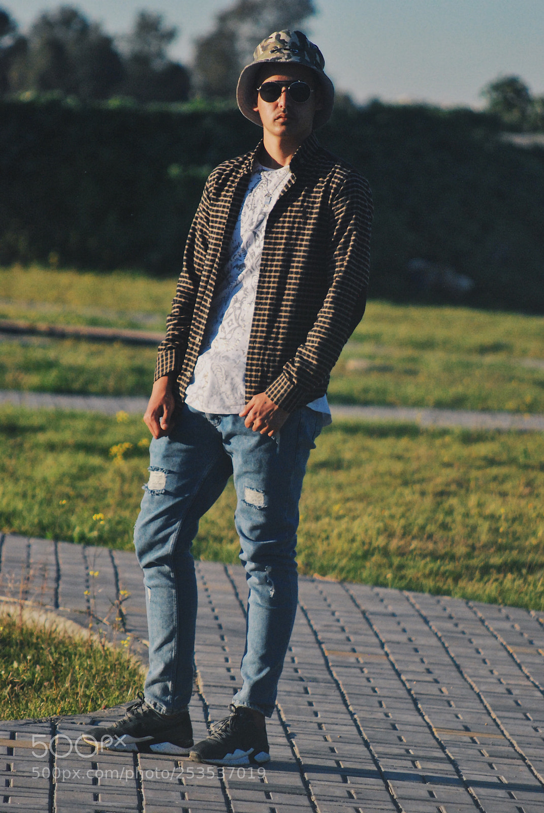 Nikon D60 sample photo. Zinou  photography