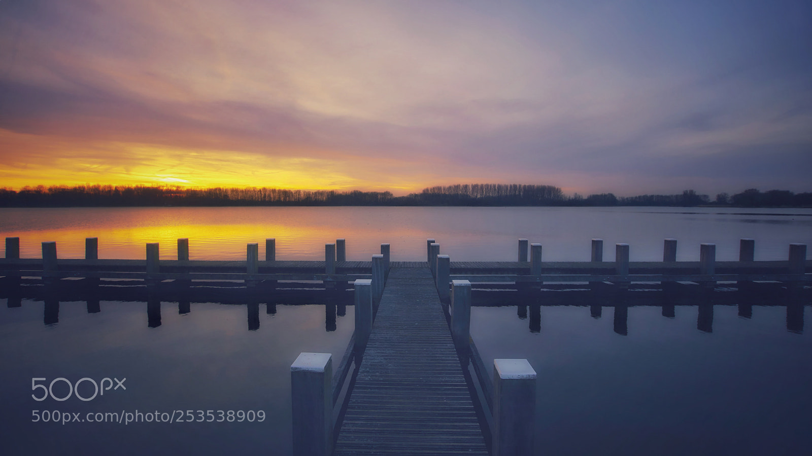 Sony ILCA-77M2 sample photo. Lonely sunset photography