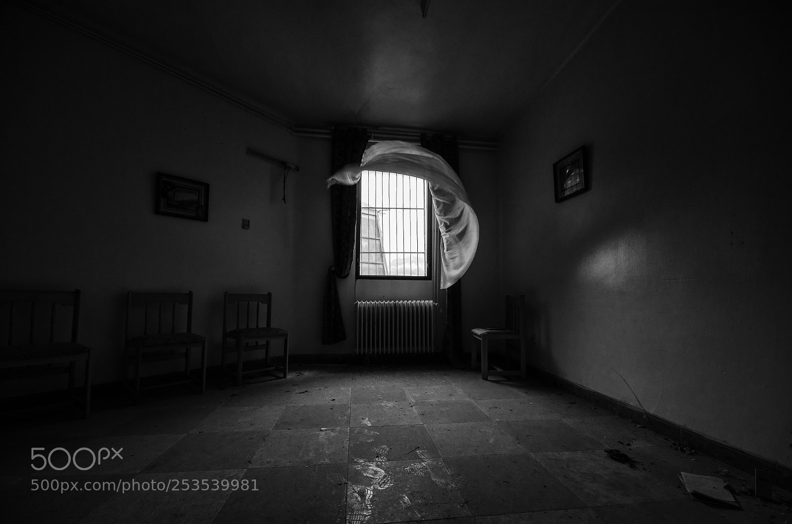 Nikon D5100 sample photo. Abandonado photography