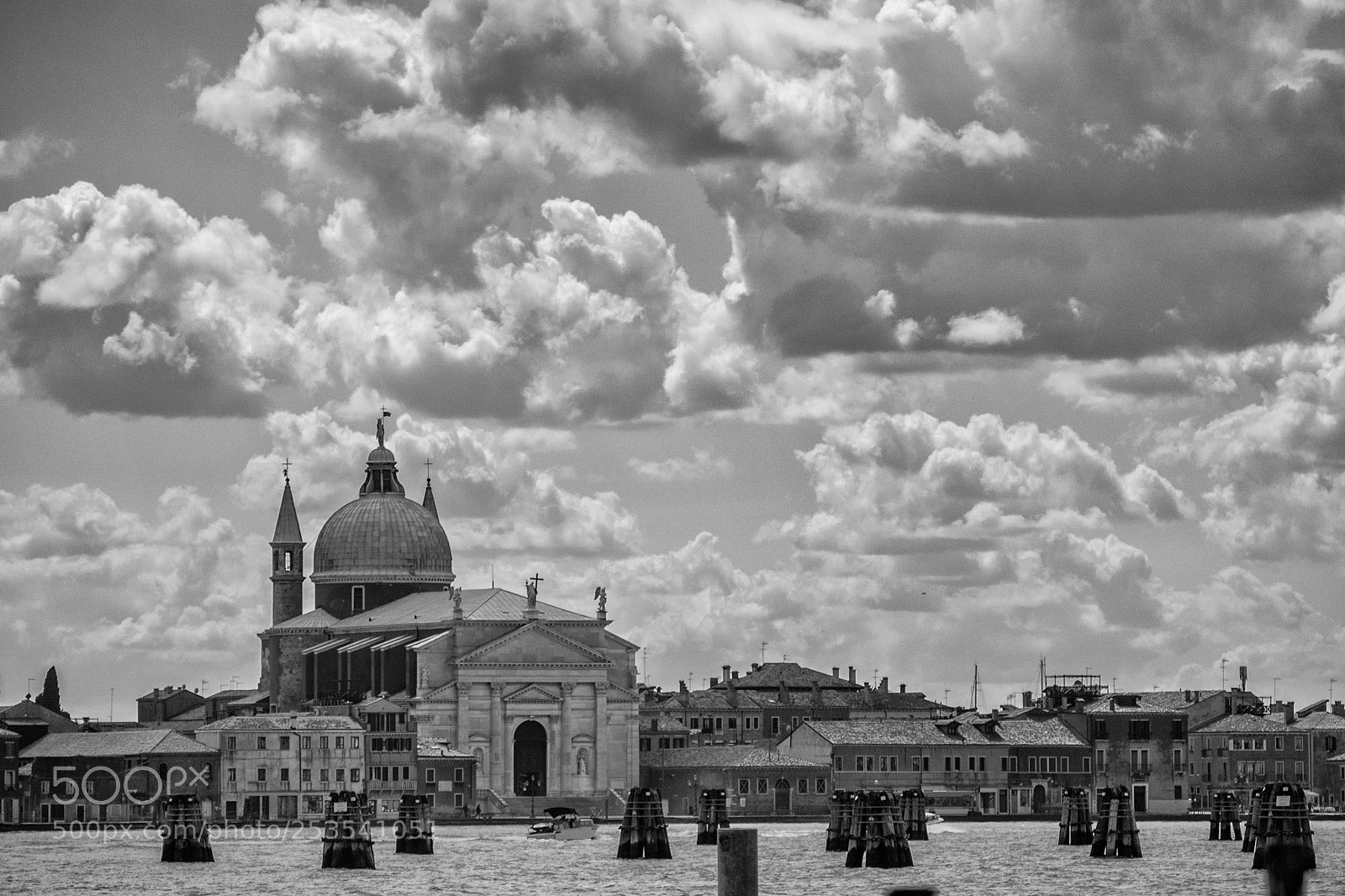 Olympus OM-D E-M1 sample photo. Il redentore photography