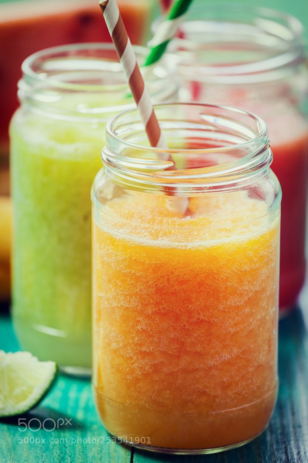 Canon EOS 5D Mark II sample photo. Fruit smoothies photography