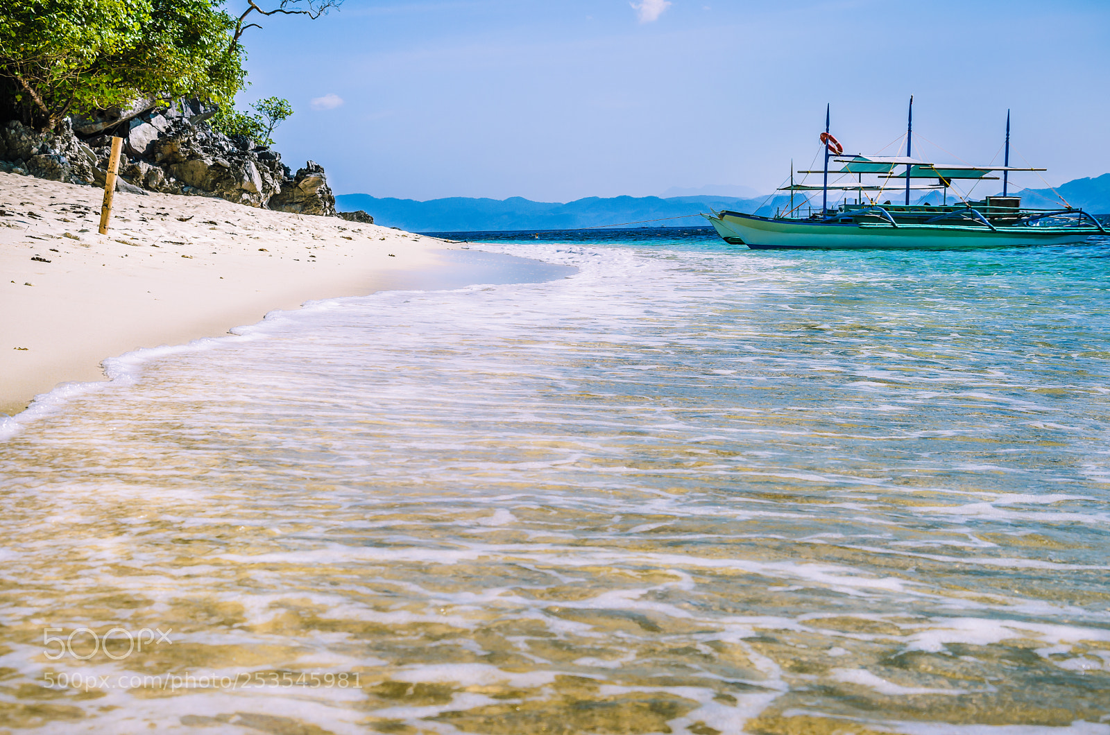 Nikon D5100 sample photo. Traditional banca boat in photography
