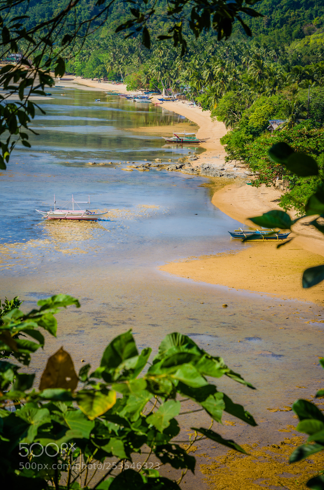 Nikon D5100 sample photo. Banca boats in low photography