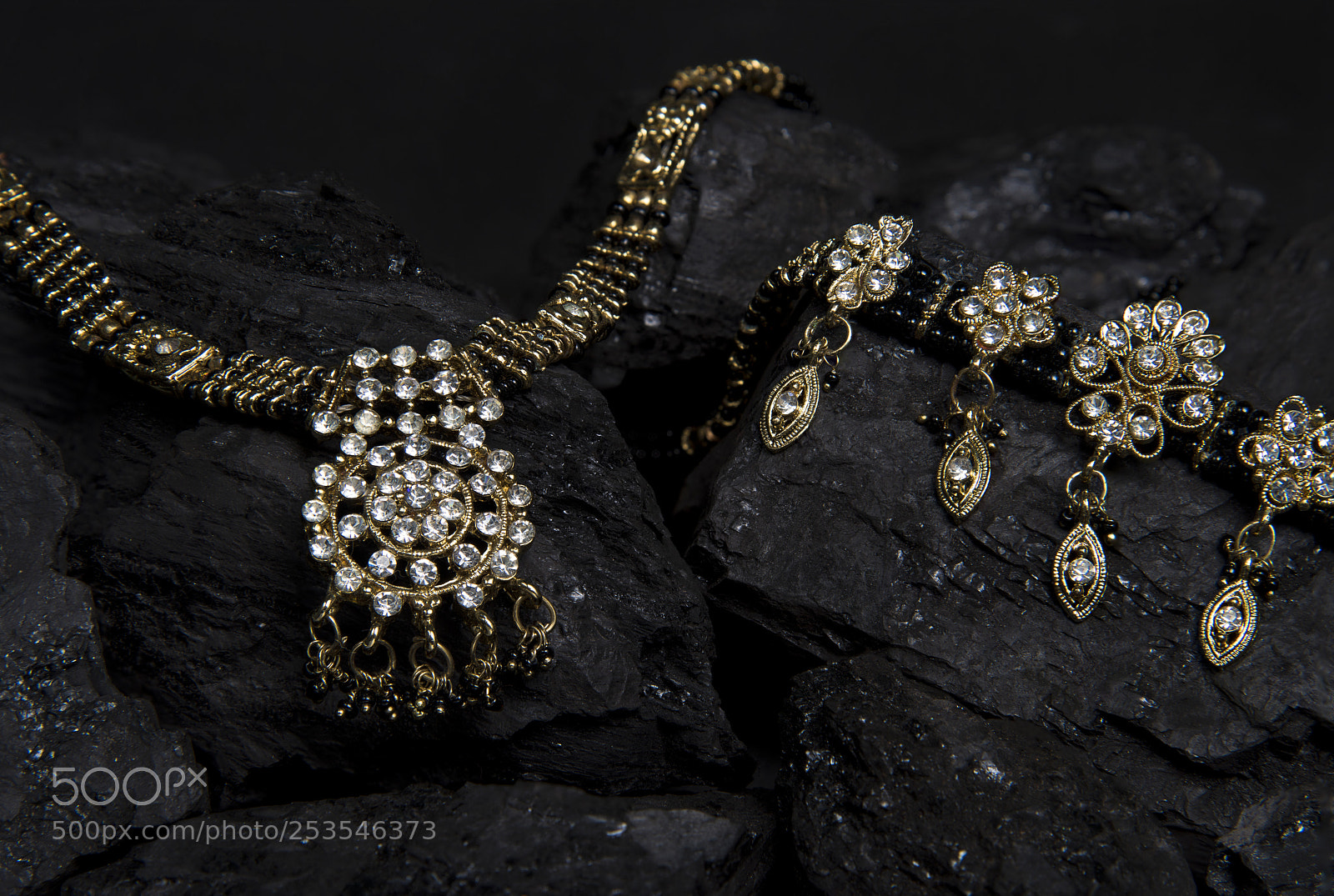 Nikon D810 sample photo. Jwelery photography