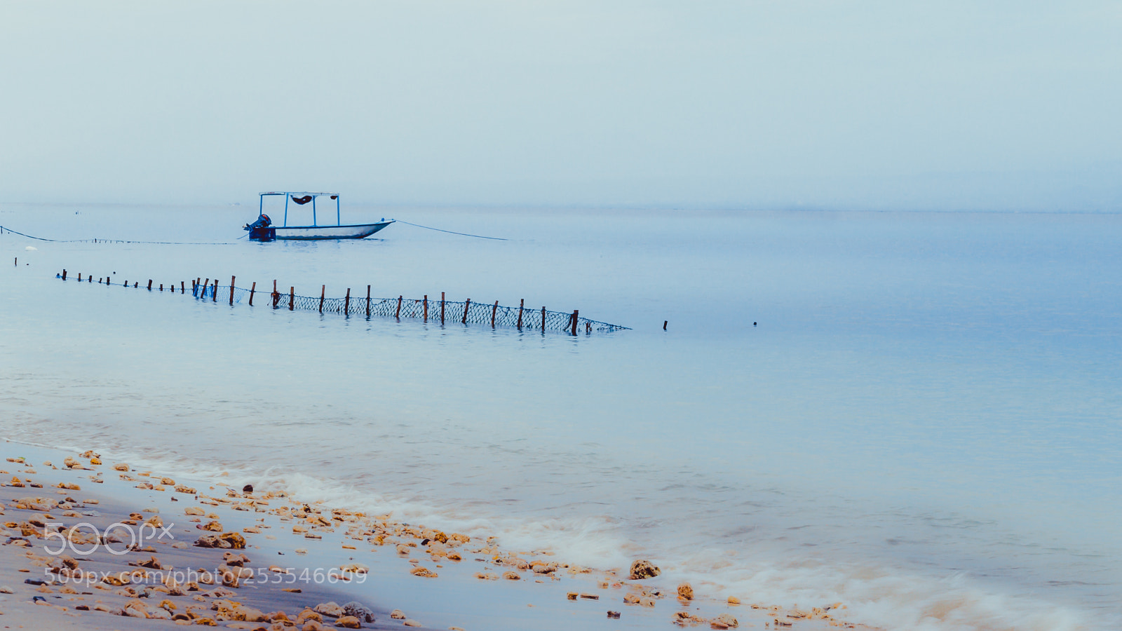 Panasonic DMC-G70 sample photo. Fisher boat on nusa photography