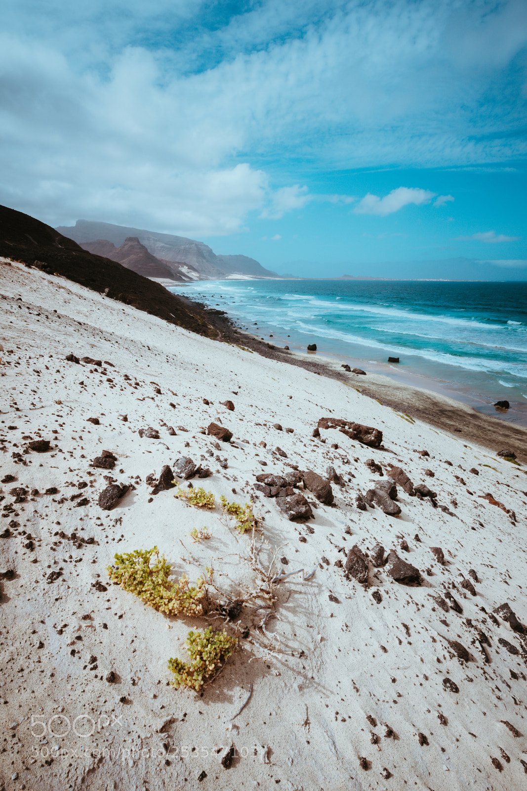 Sony a7 II sample photo. Remote deserted beach praia photography
