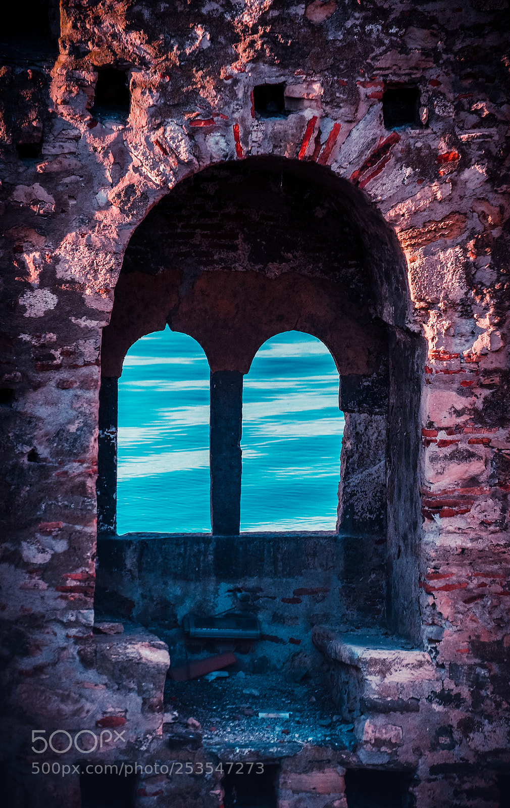 Sony Alpha NEX-5R sample photo. Window to the sea photography
