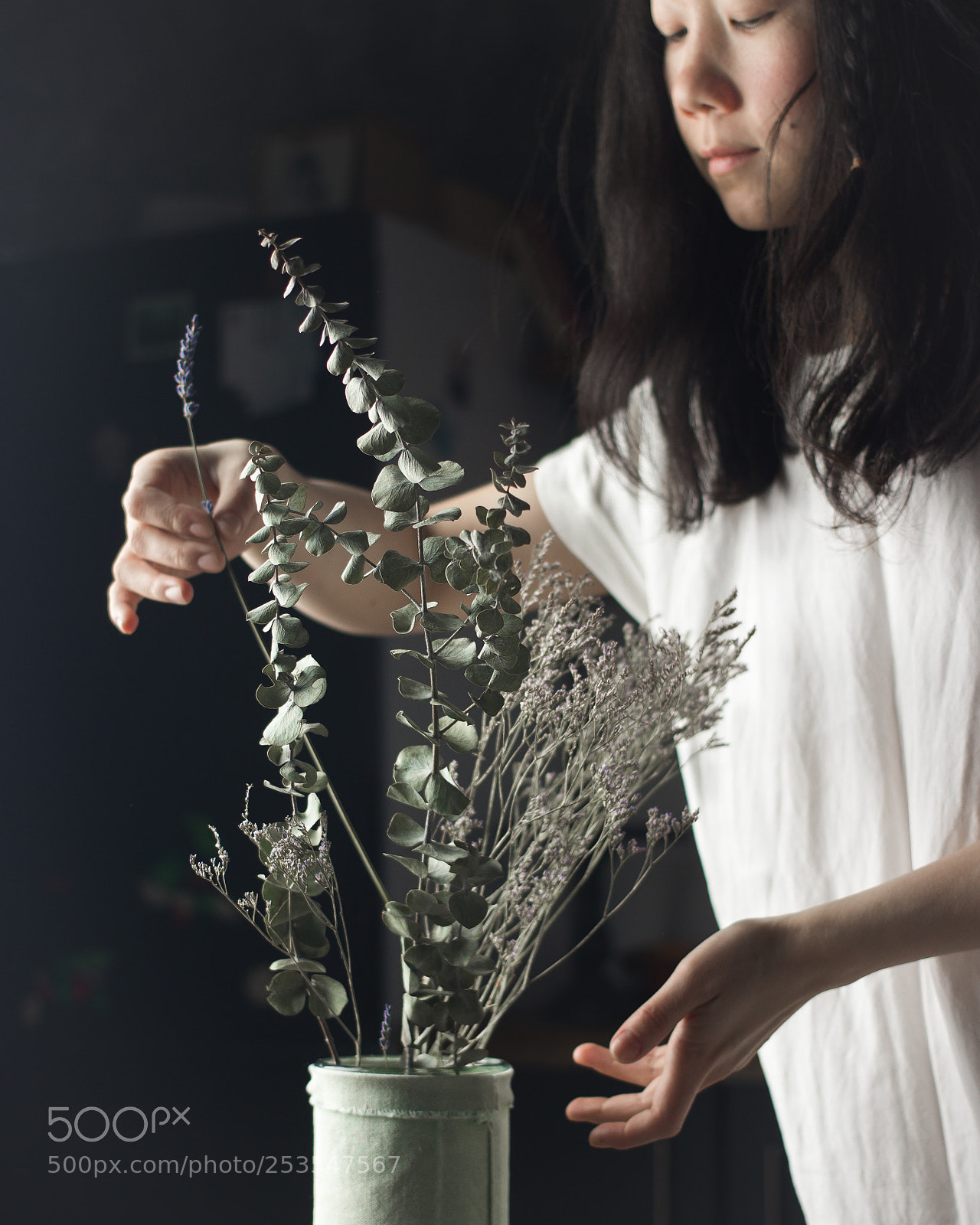 Canon EOS 600D (Rebel EOS T3i / EOS Kiss X5) sample photo. Eucalyptus at my kitchen photography