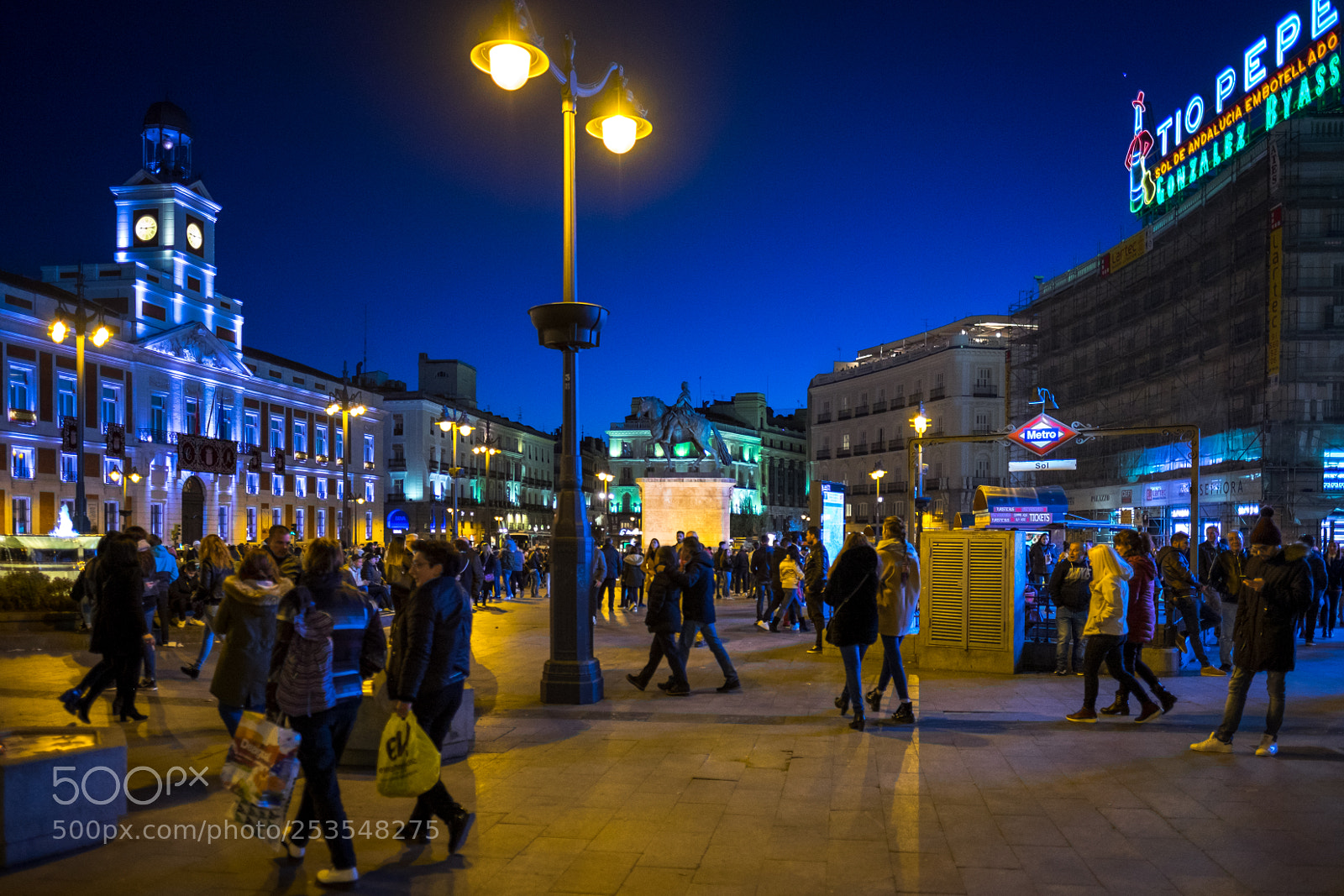Fujifilm X-T1 sample photo. Sol night photography