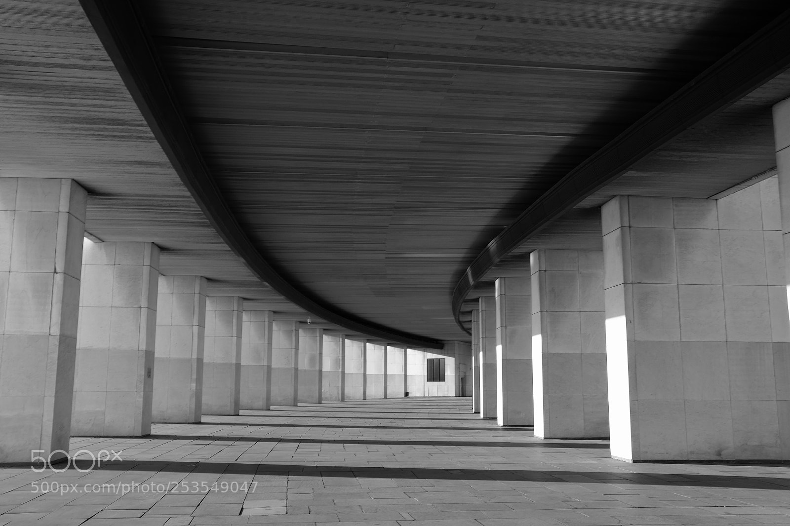 Fujifilm X-T1 sample photo. Sun & shadows photography