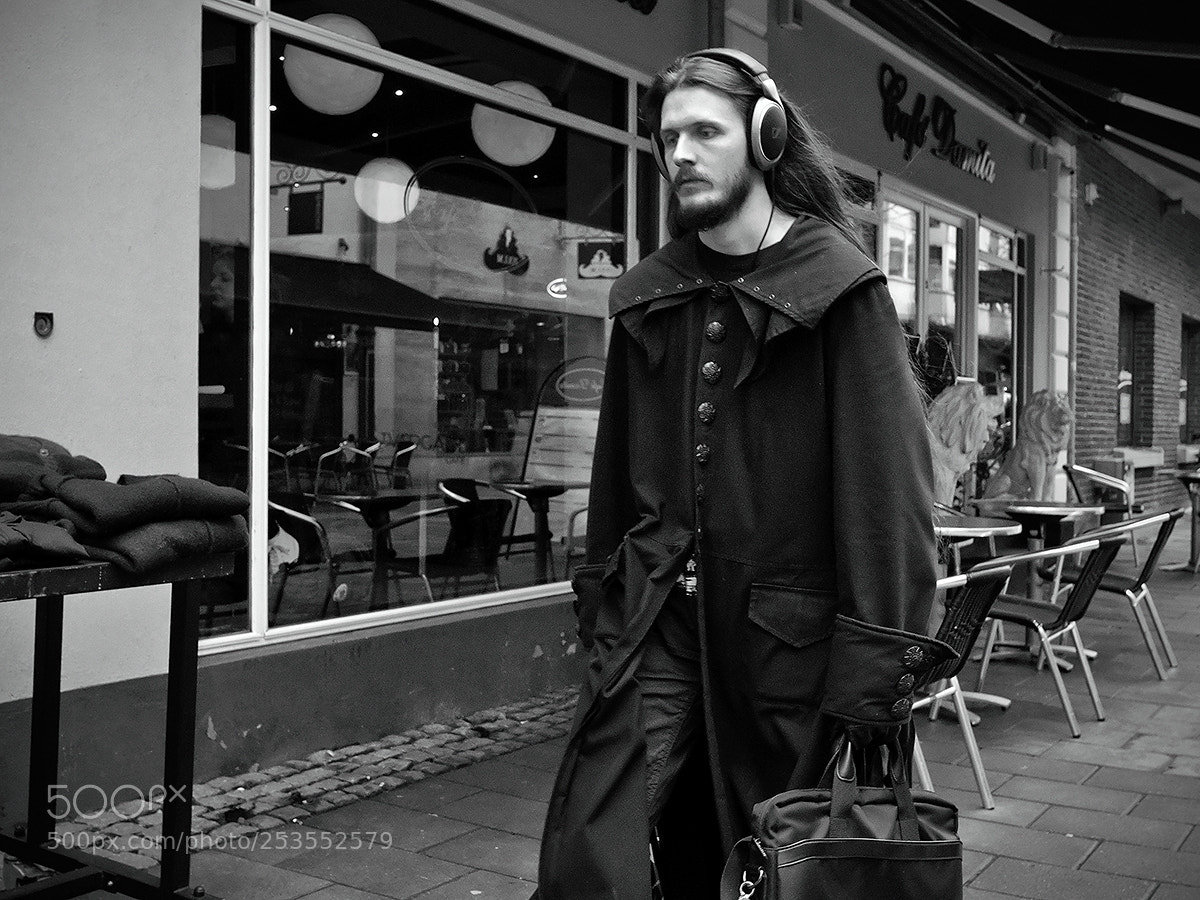 Fujifilm X-Pro2 sample photo. Dressed in style photography