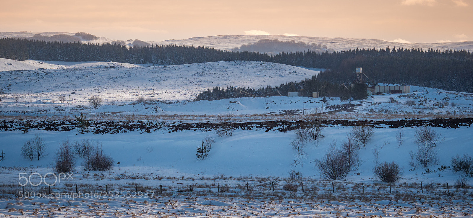 Panasonic Lumix DC-GH5 sample photo. Panorama aubrac photography
