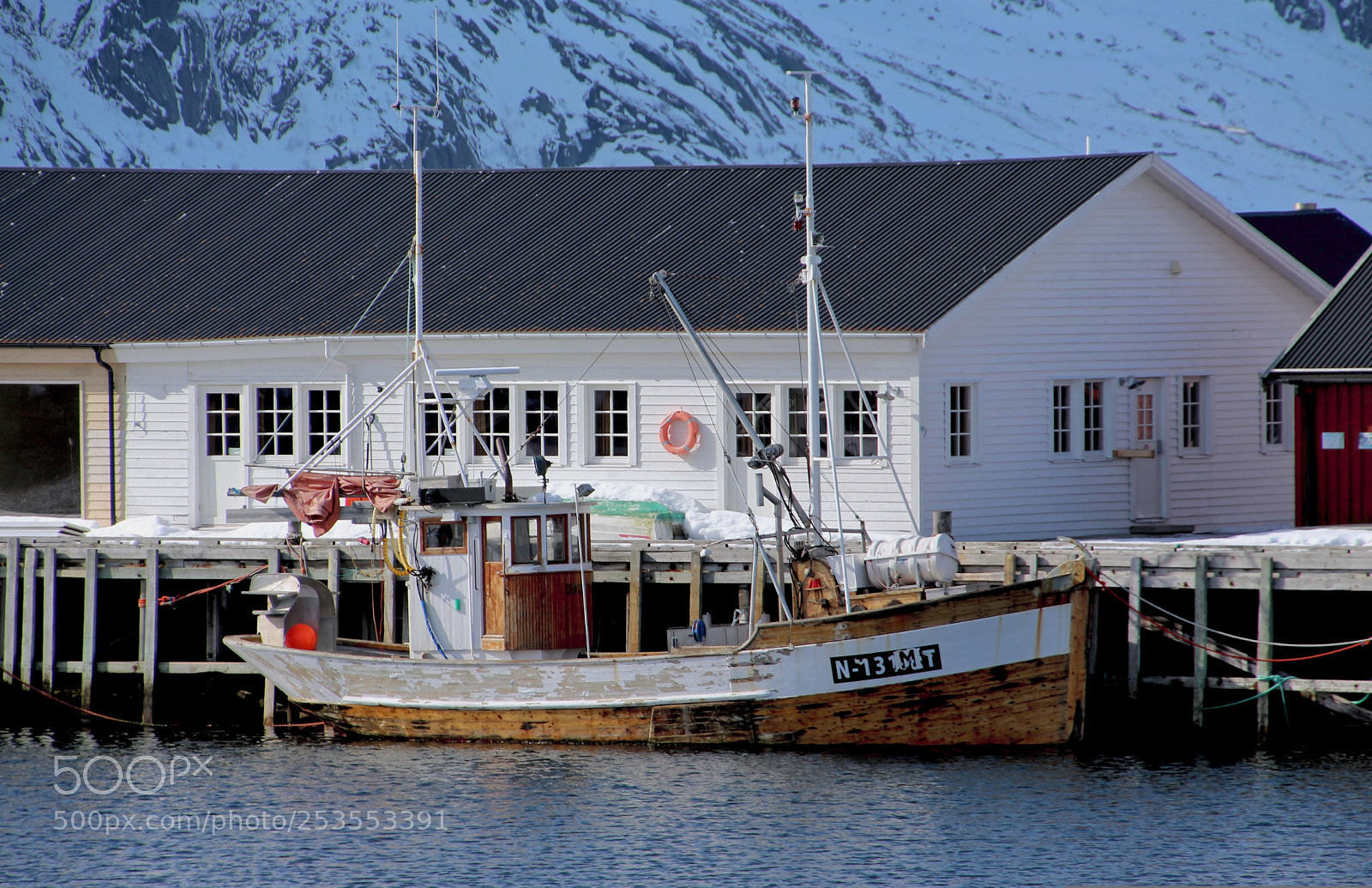 Canon EOS 700D (EOS Rebel T5i / EOS Kiss X7i) sample photo. Old fishing boat photography