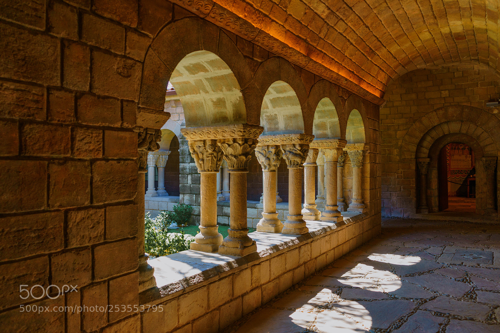 Sony a7 sample photo. Claustro photography