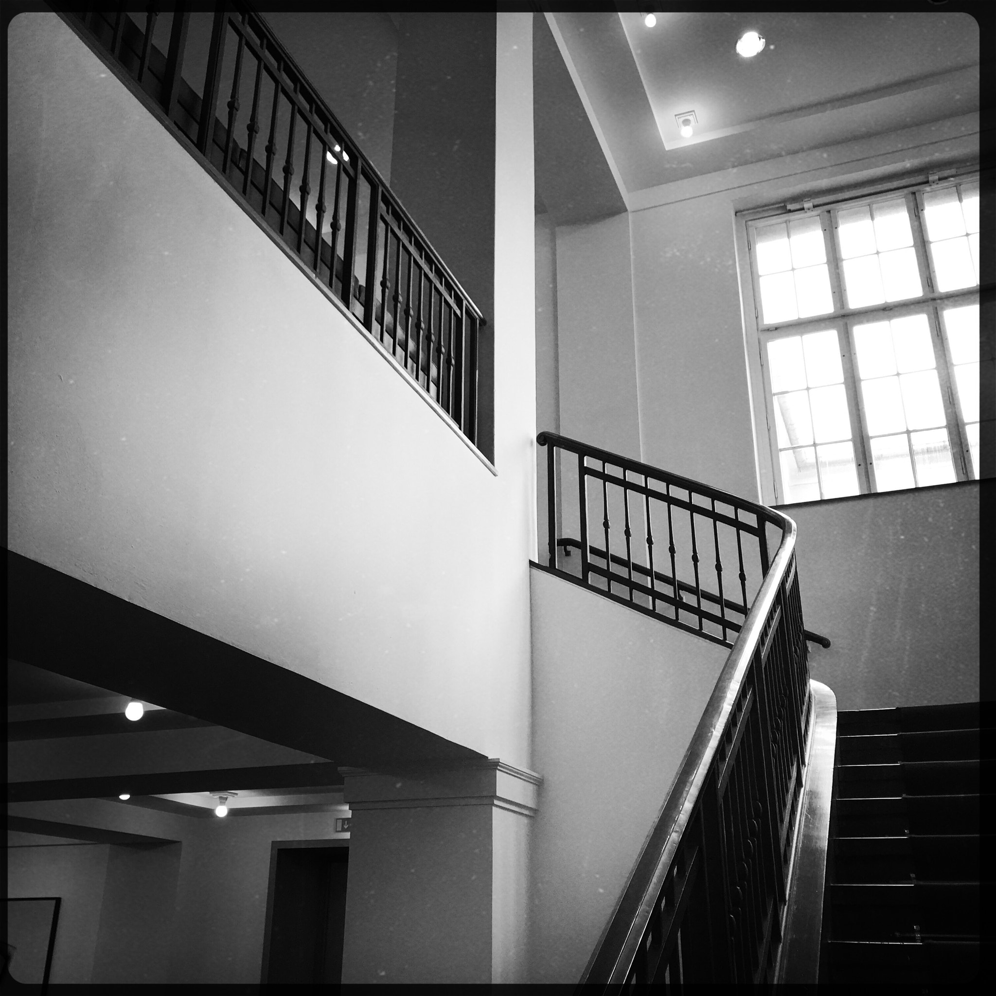 Hipstamatic 342 sample photo. Museum fur fotografie photography