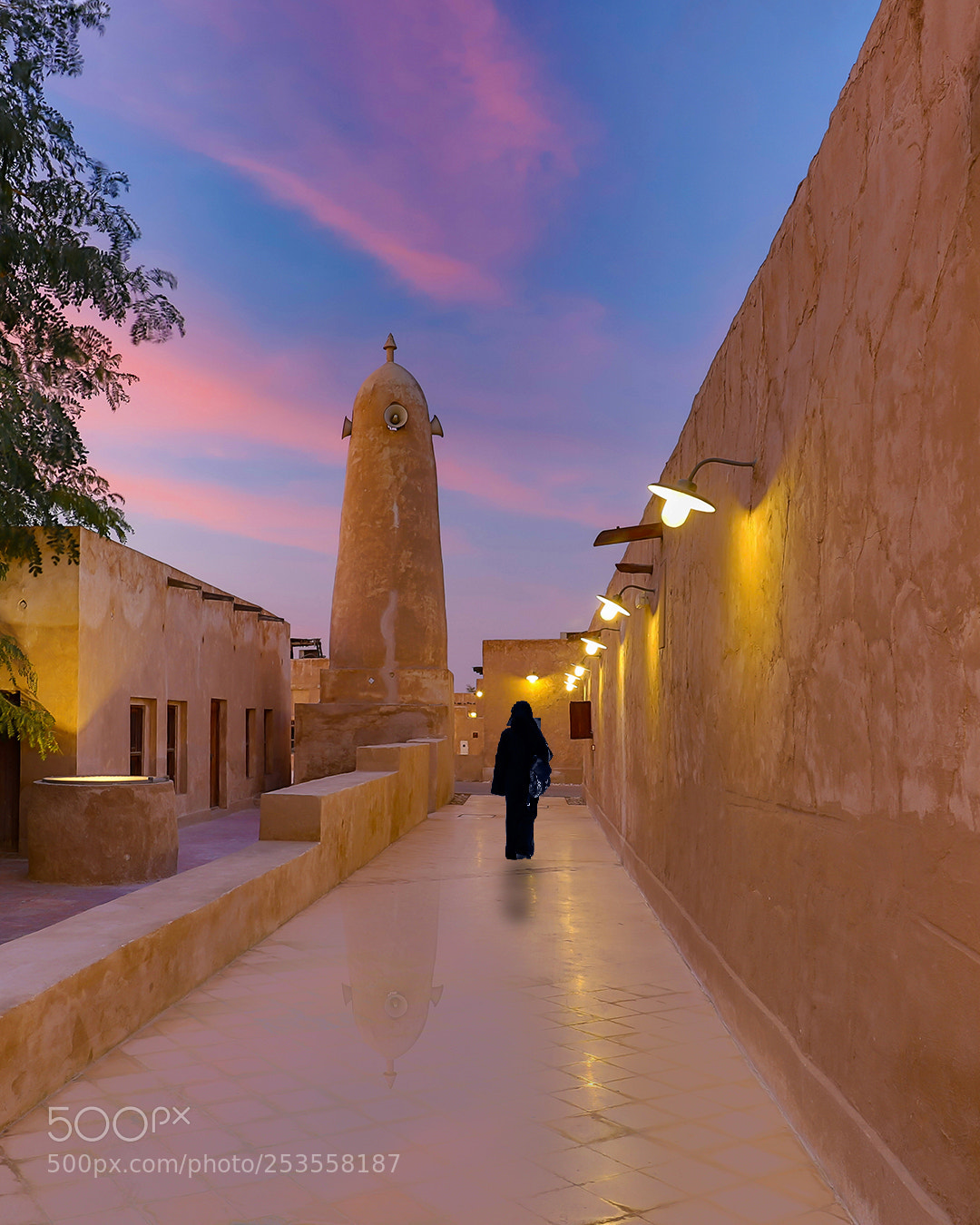 Canon EOS 5D Mark IV sample photo. Souq al wakrah photography
