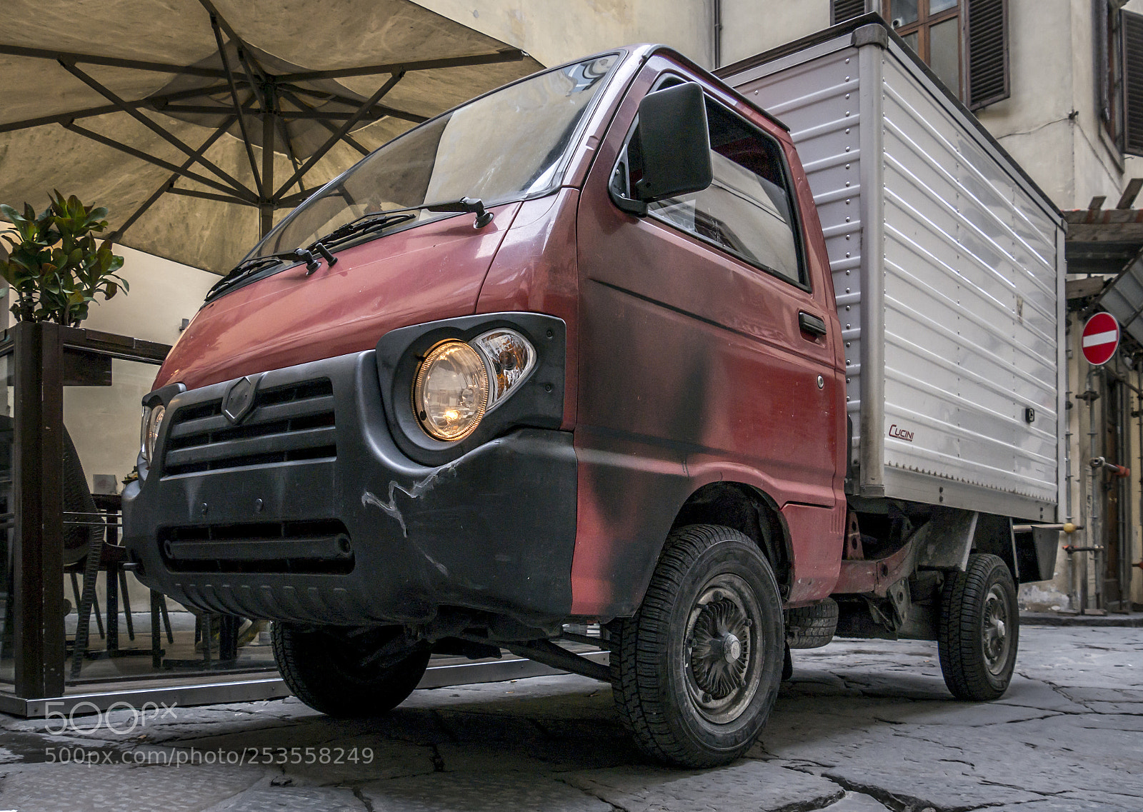 Panasonic Lumix DMC-G85 (Lumix DMC-G80) sample photo. Red transporter photography