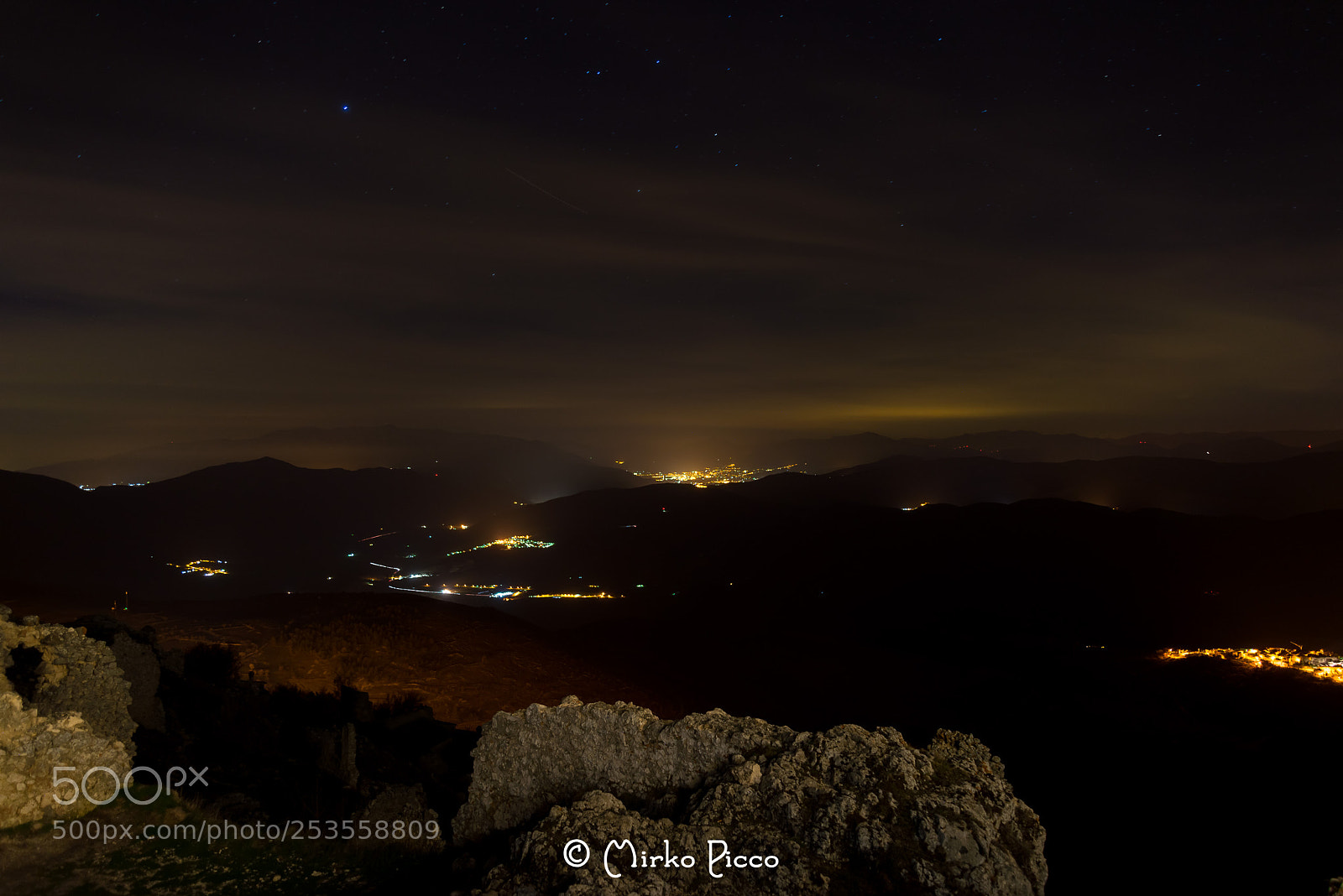 Nikon D610 sample photo. La notte porta consiglio photography