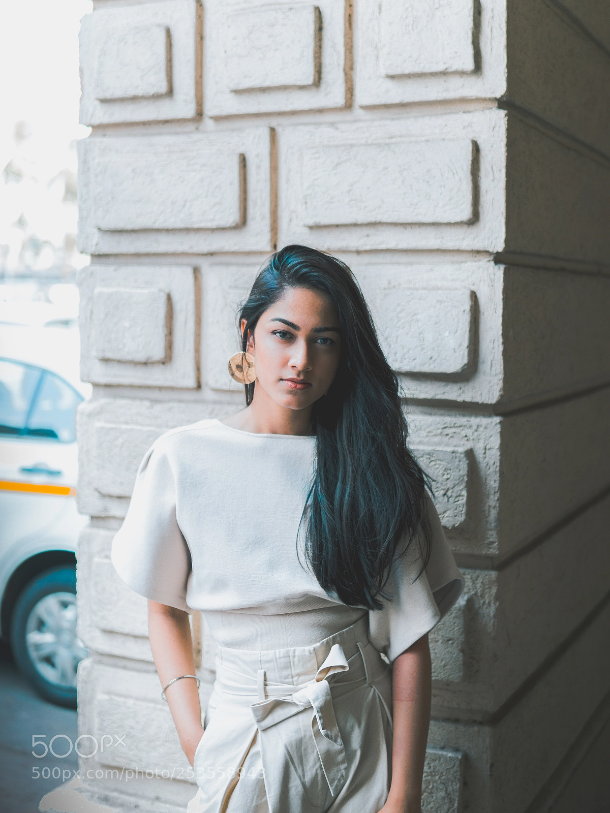 Sony a6000 sample photo. Urban class photography