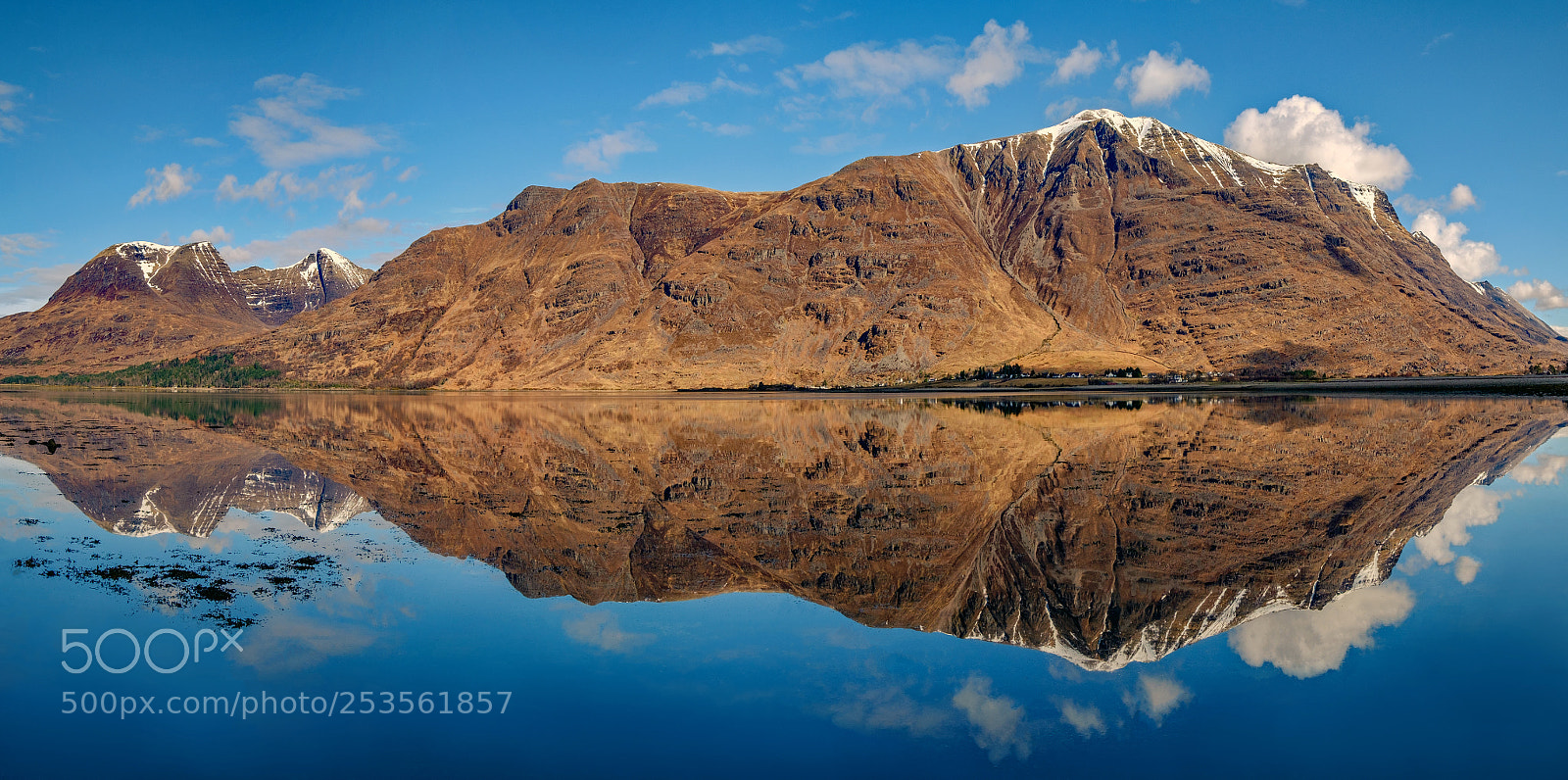 Fujifilm X-T20 sample photo. The liathach and beinn photography
