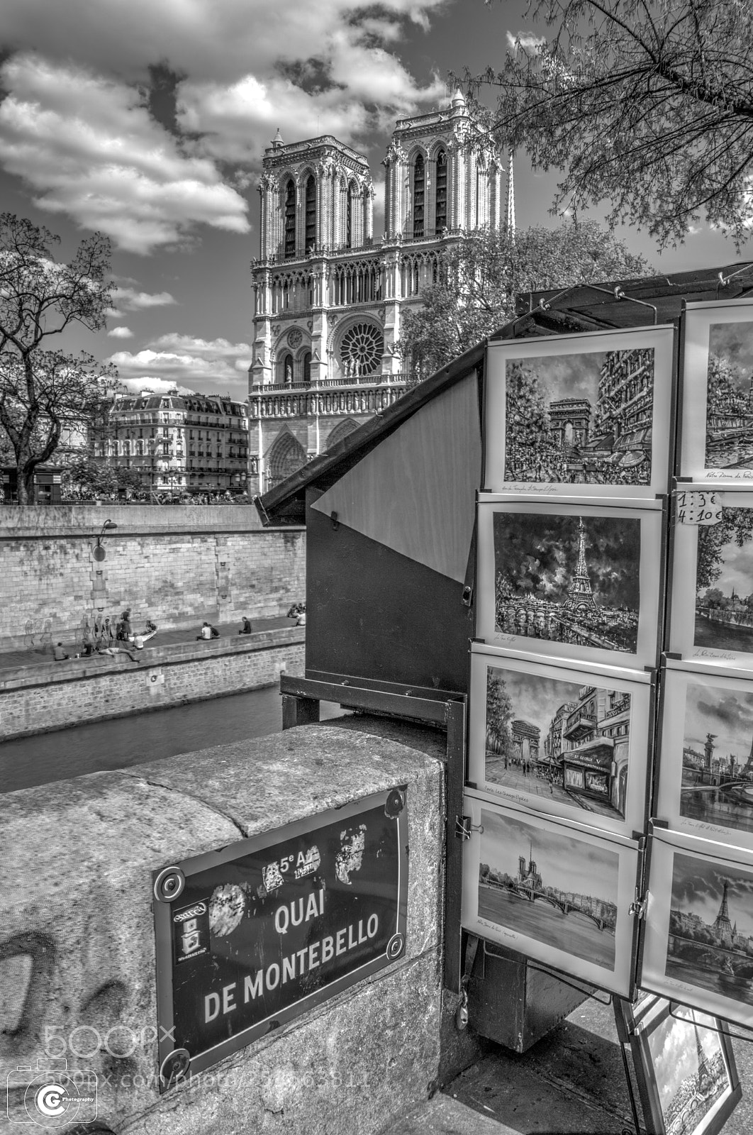 Canon EOS 400D (EOS Digital Rebel XTi / EOS Kiss Digital X) sample photo. Quay of notre dame photography