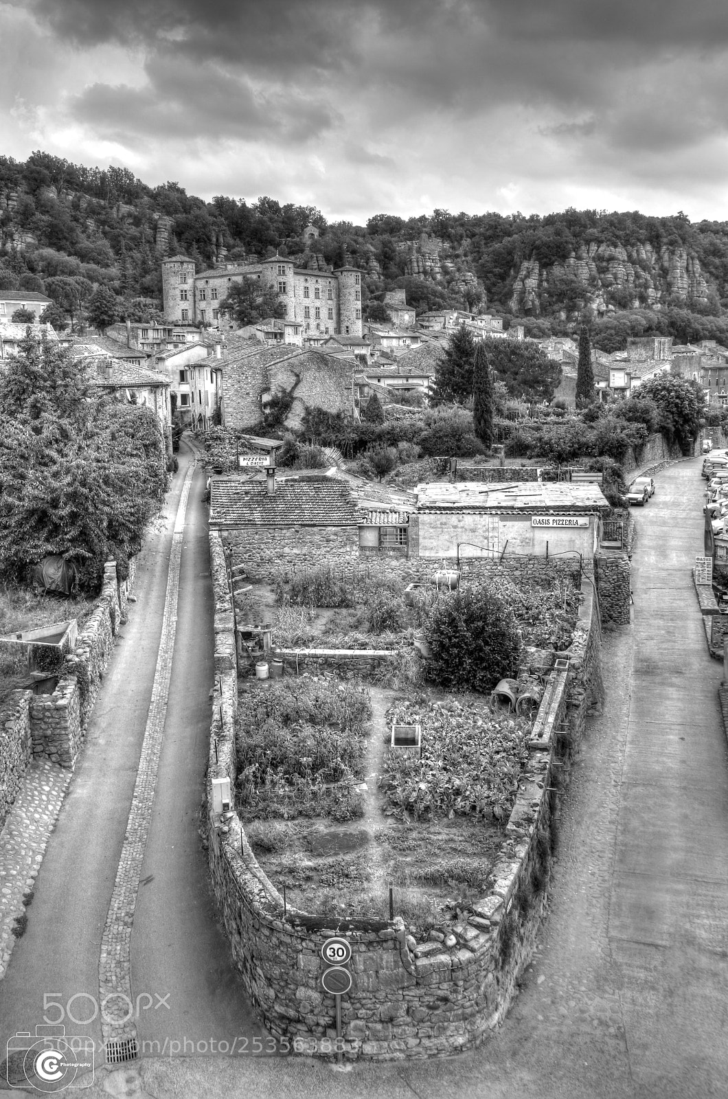 Canon EOS 400D (EOS Digital Rebel XTi / EOS Kiss Digital X) sample photo. Village of ardeche r photography
