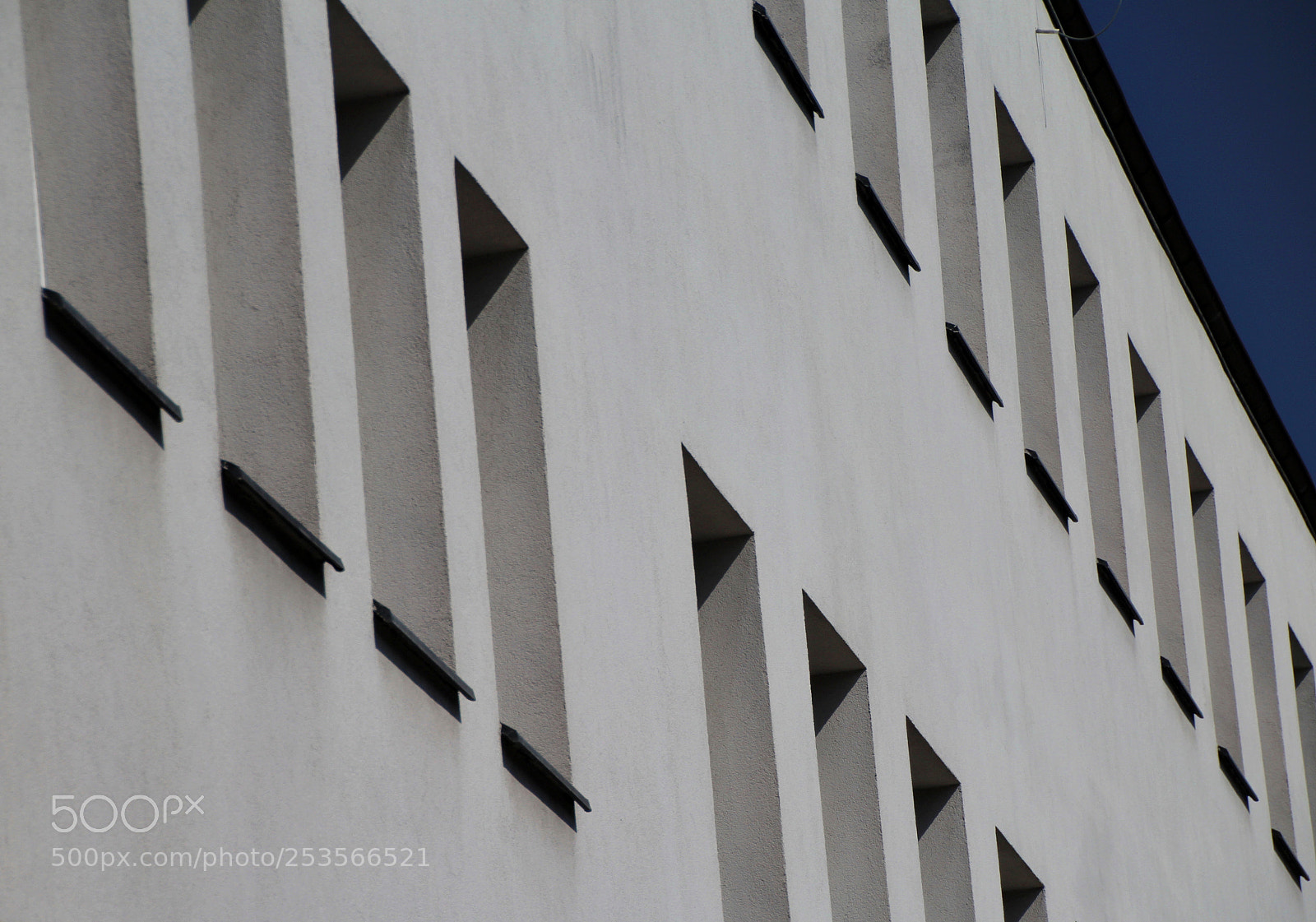 Canon EOS 1200D (EOS Rebel T5 / EOS Kiss X70 / EOS Hi) sample photo. Windows photography