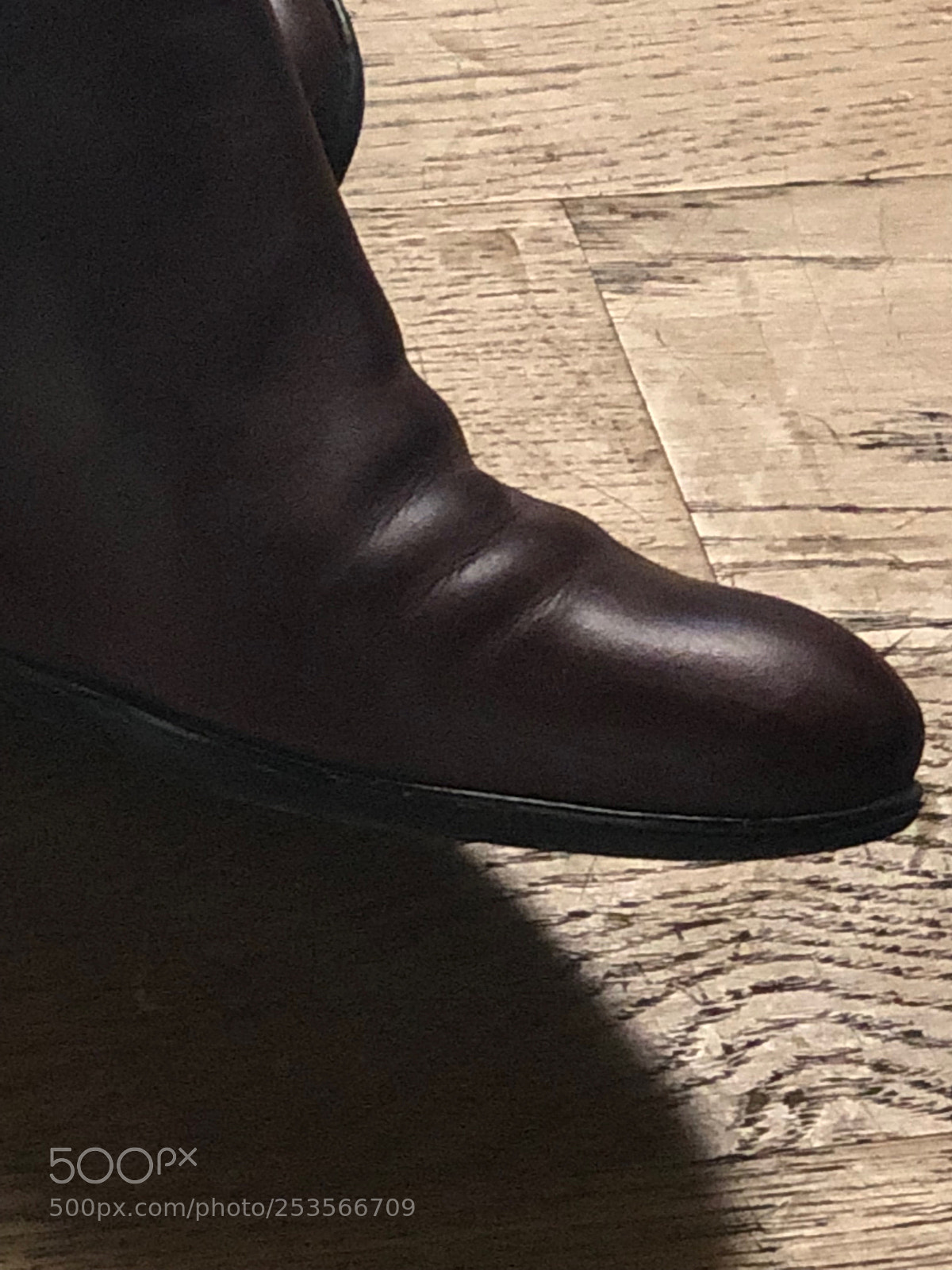 Apple iPhone X sample photo. Shoe and wood photography