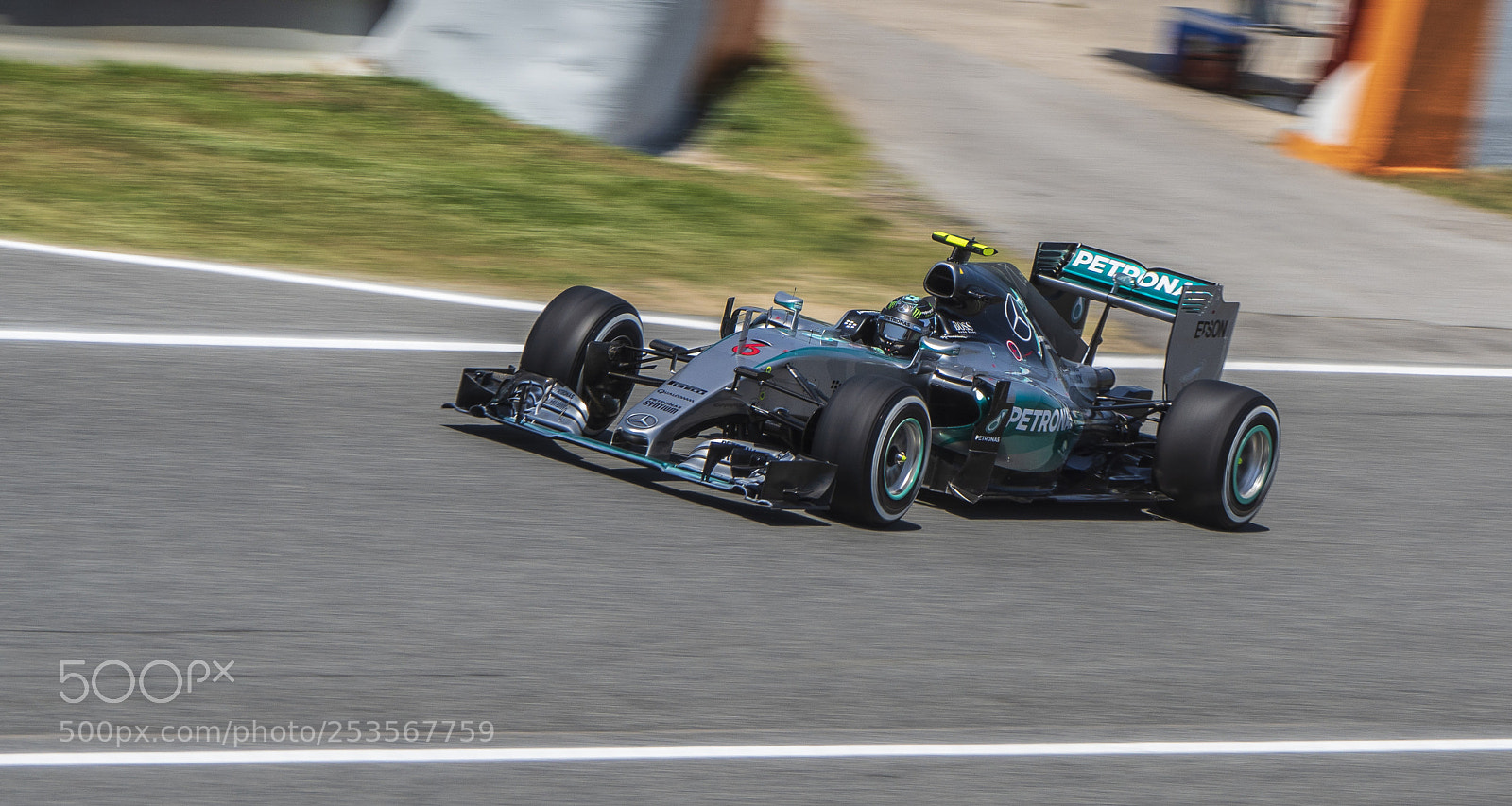Sony ILCA-77M2 sample photo. F1 photography