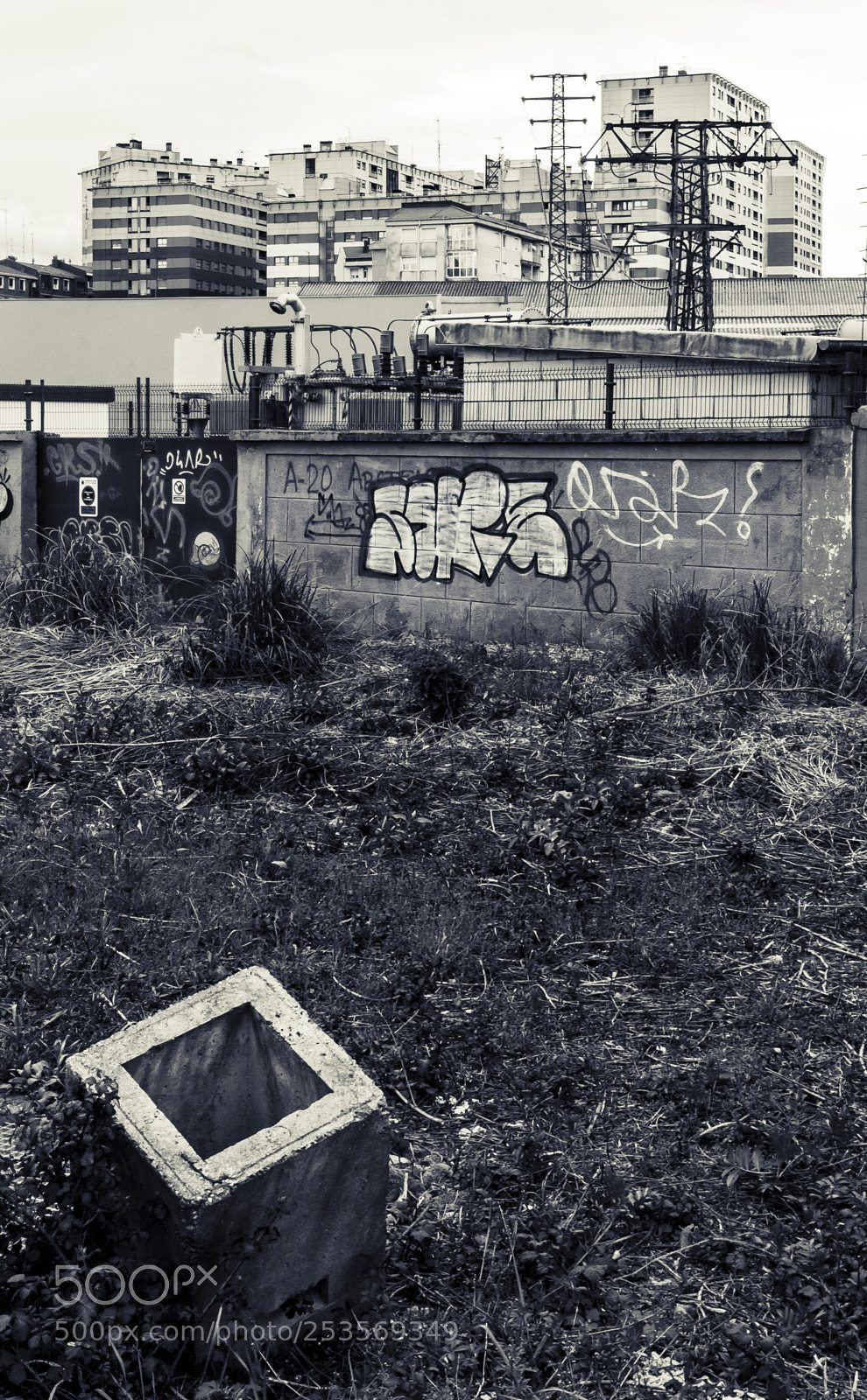 Pentax K-50 sample photo. Toda ciudad es una photography