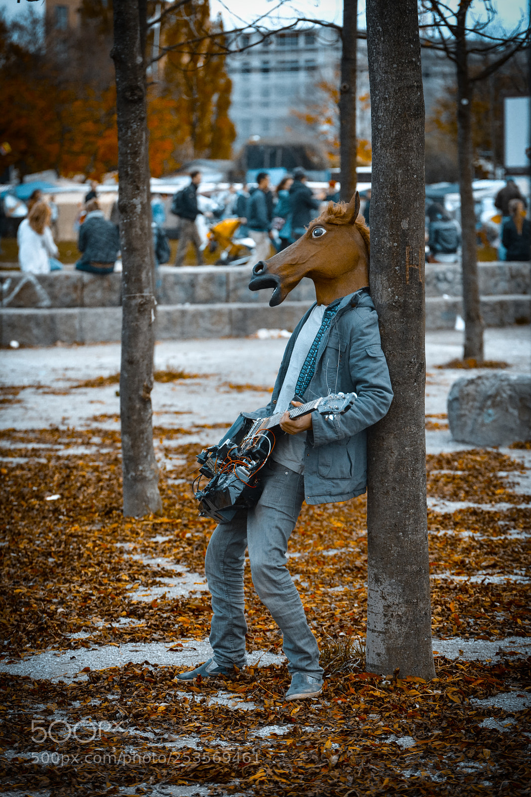 Nikon D5200 sample photo. Musician wearing mask photography