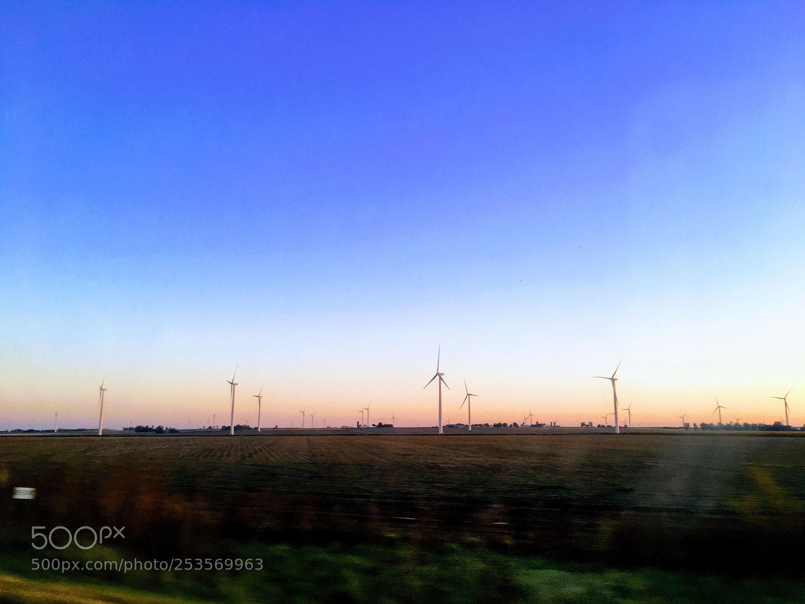 Apple iPhone SE sample photo. Windmills photography