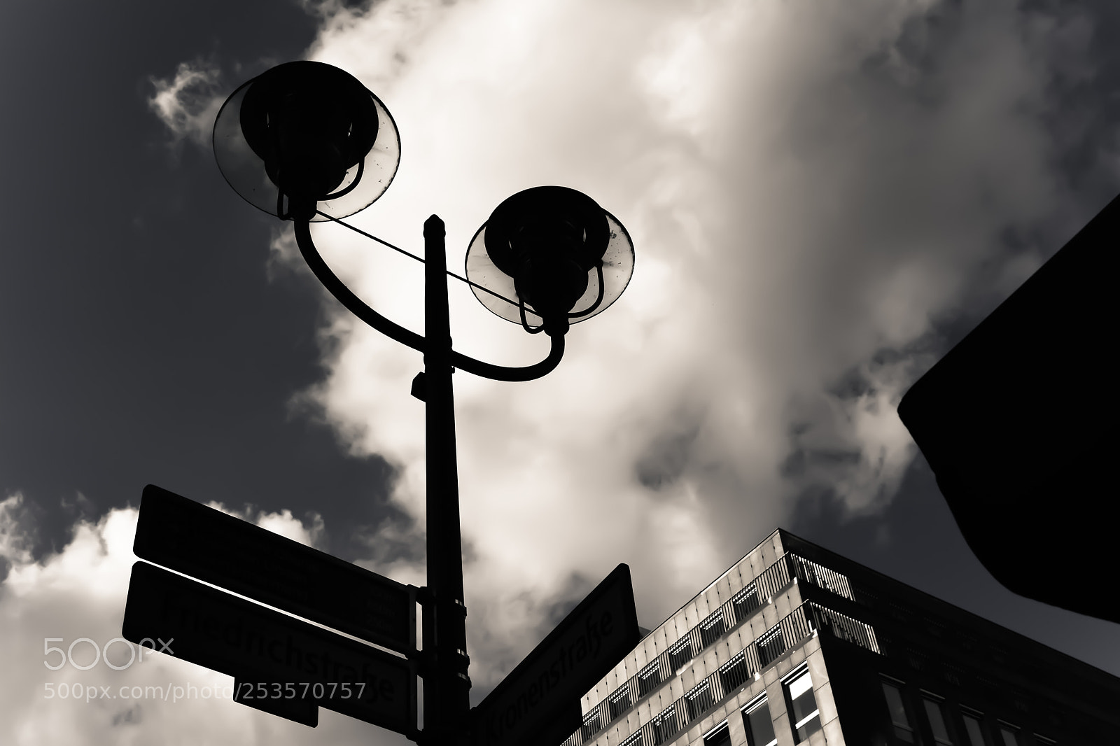 Nikon D5200 sample photo. Street lamp photography