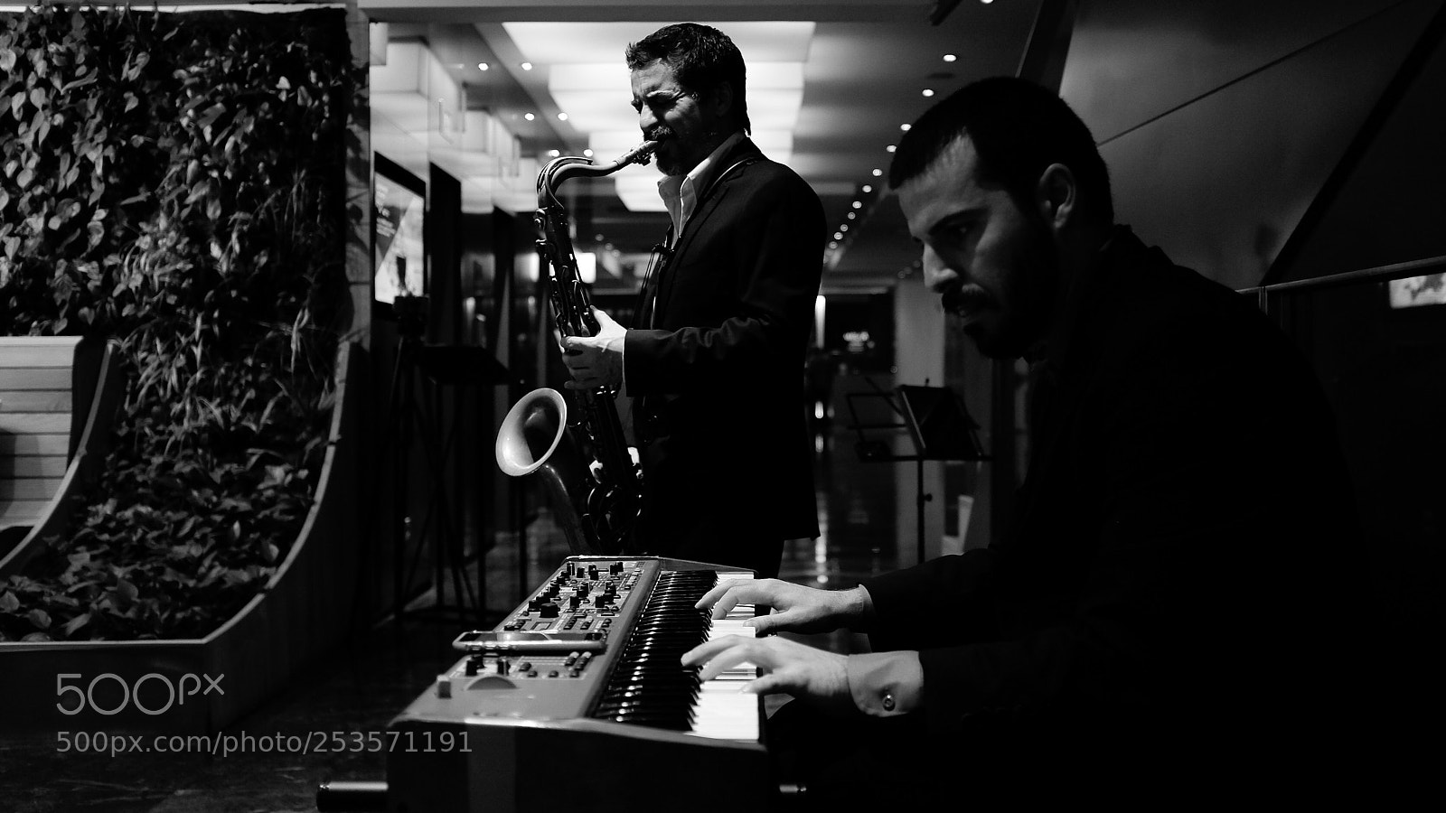 Fujifilm X100S sample photo. Jazz nights 1/3 photography