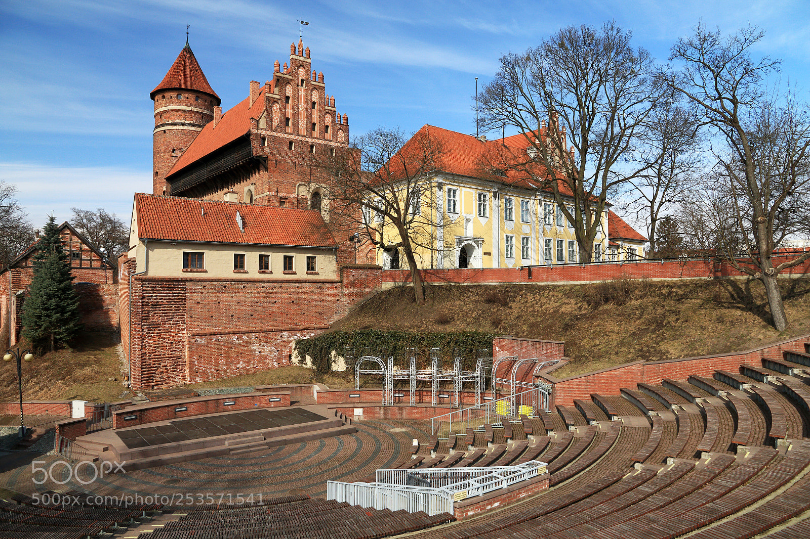 Canon EOS 70D sample photo. Olsztyn castle photography