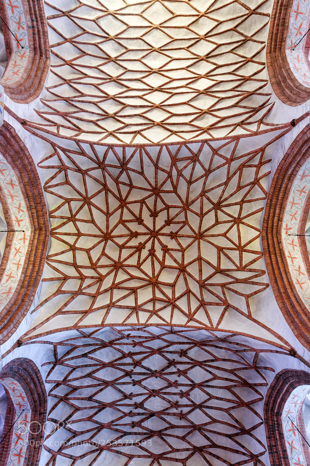 Canon EOS 70D sample photo. Noteworthy ceiling photography