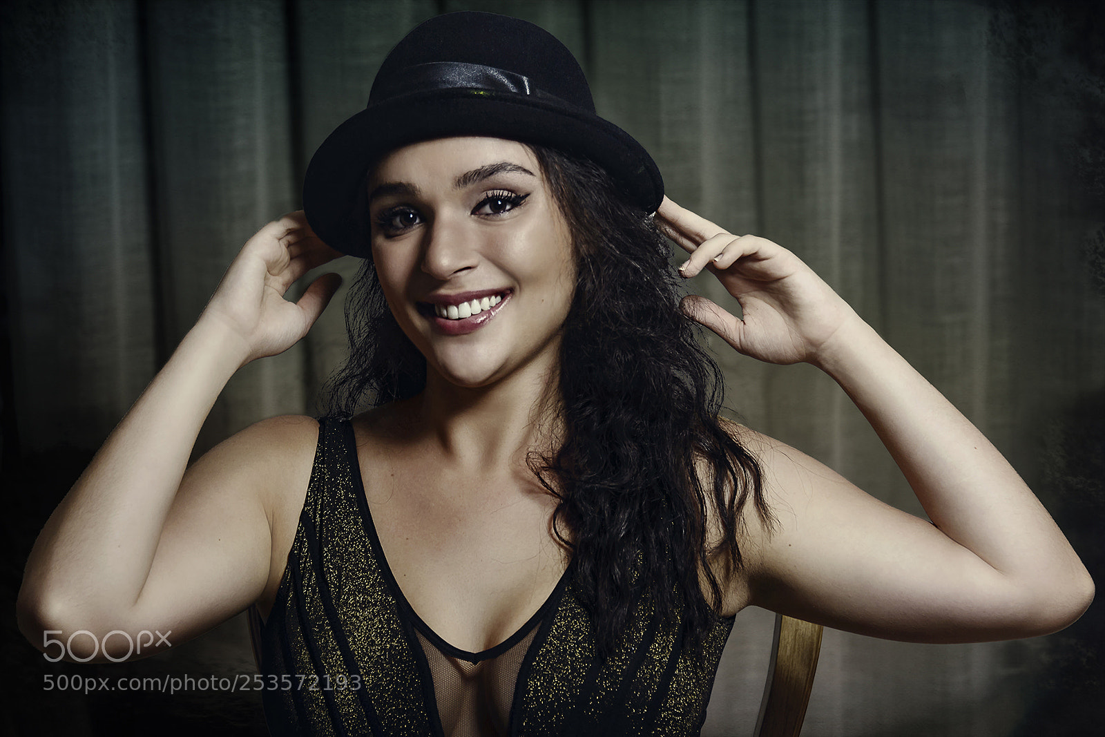 Nikon D600 sample photo. Brunette girl with a photography