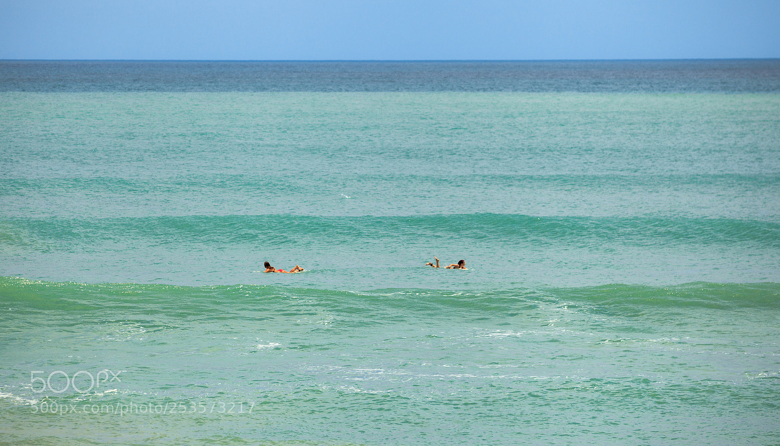 Canon EOS 5D Mark II sample photo. Surfer girls photography