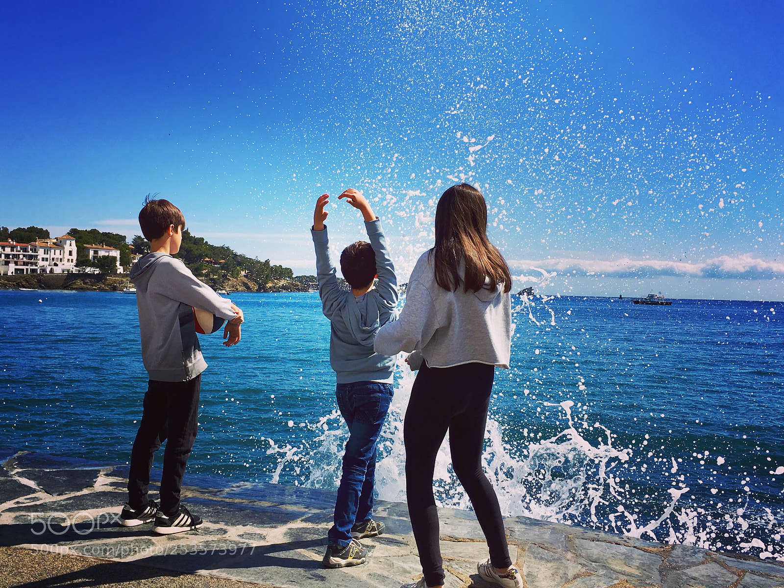 Apple iPhone 6s Plus sample photo. Splash moment photography