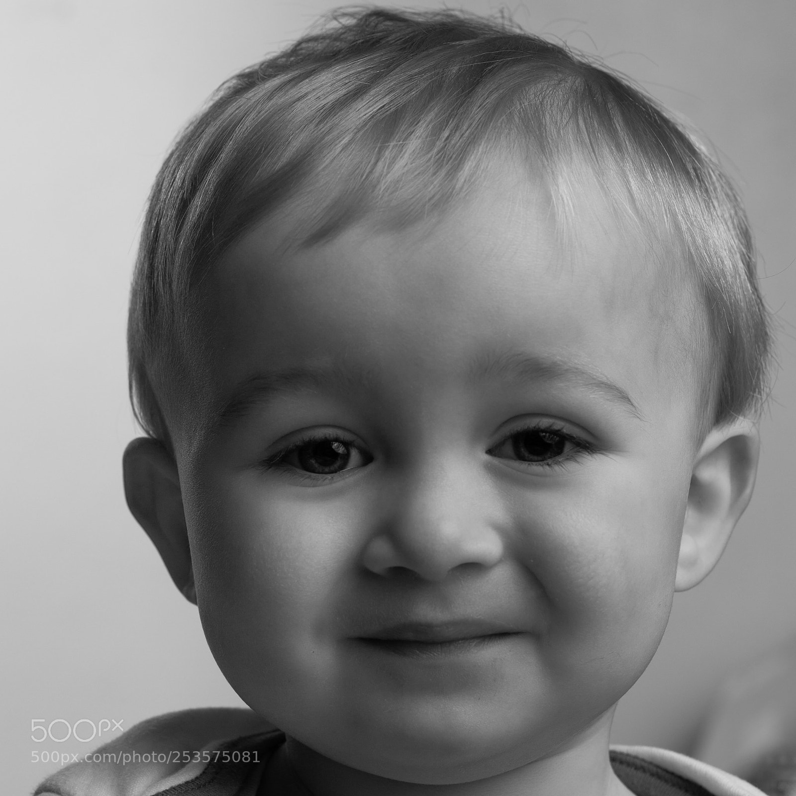 Canon EOS 5D Mark II sample photo. Cheeky grin photography
