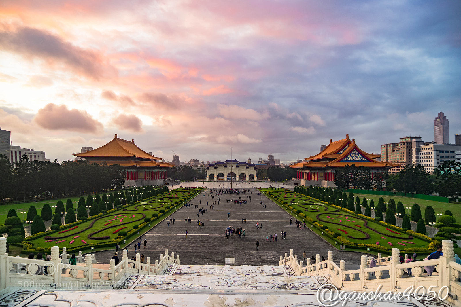 Sony a7 sample photo. Red blue cloudy skies photography