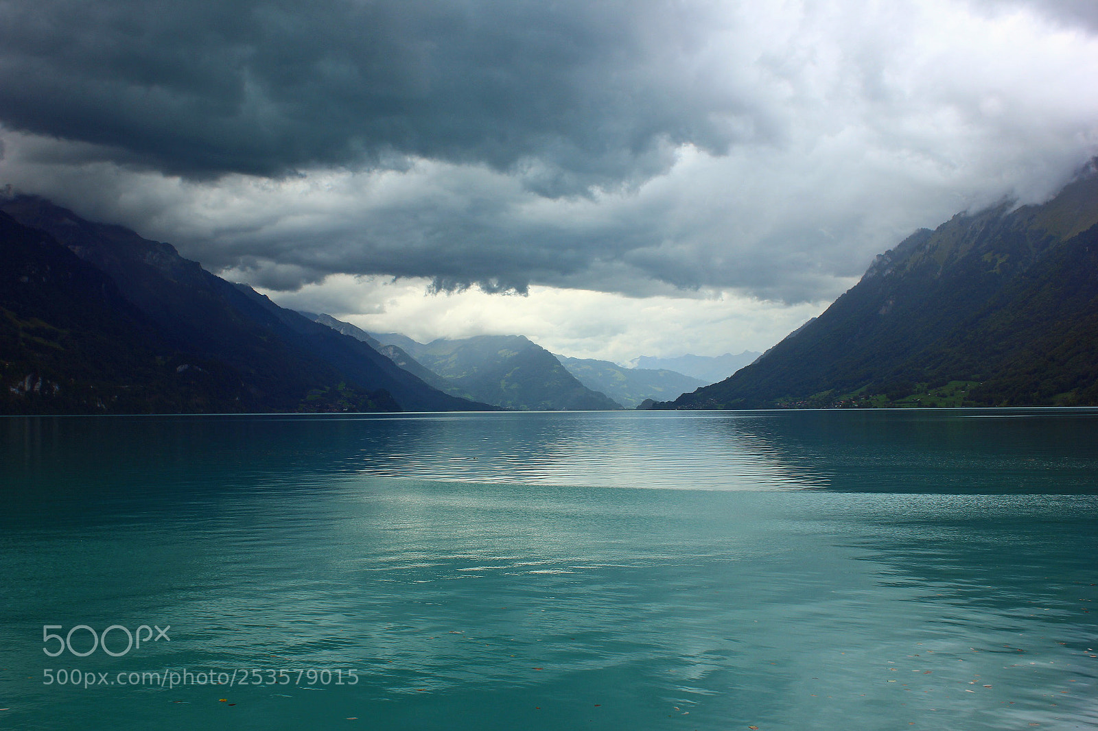 Canon EOS 600D (Rebel EOS T3i / EOS Kiss X5) sample photo. Interlaken, suisse photography