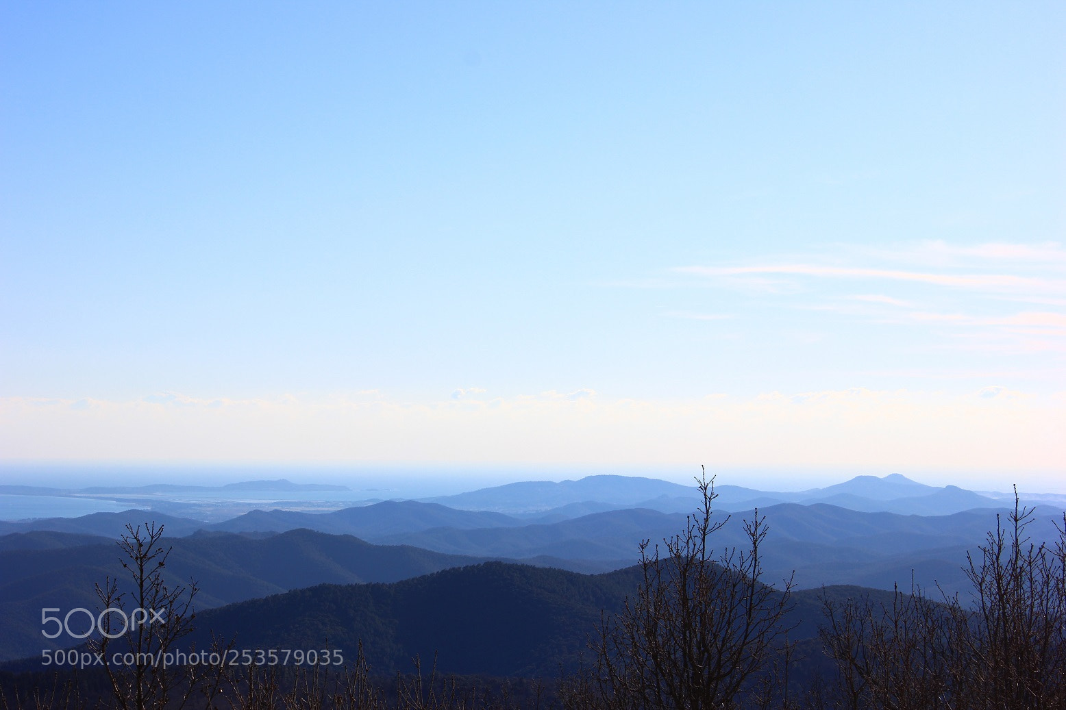 Canon EOS 600D (Rebel EOS T3i / EOS Kiss X5) sample photo. Massif des maures depuis photography