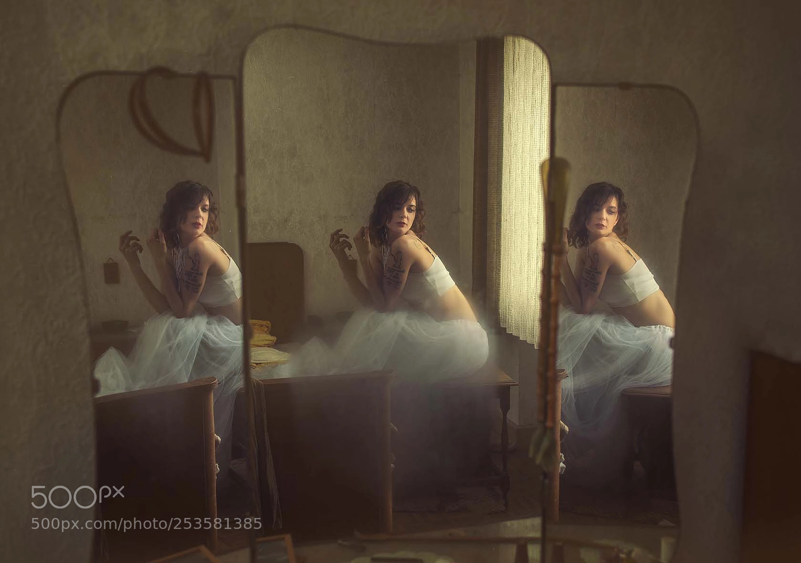 Nikon D800E sample photo. In the mirror photography
