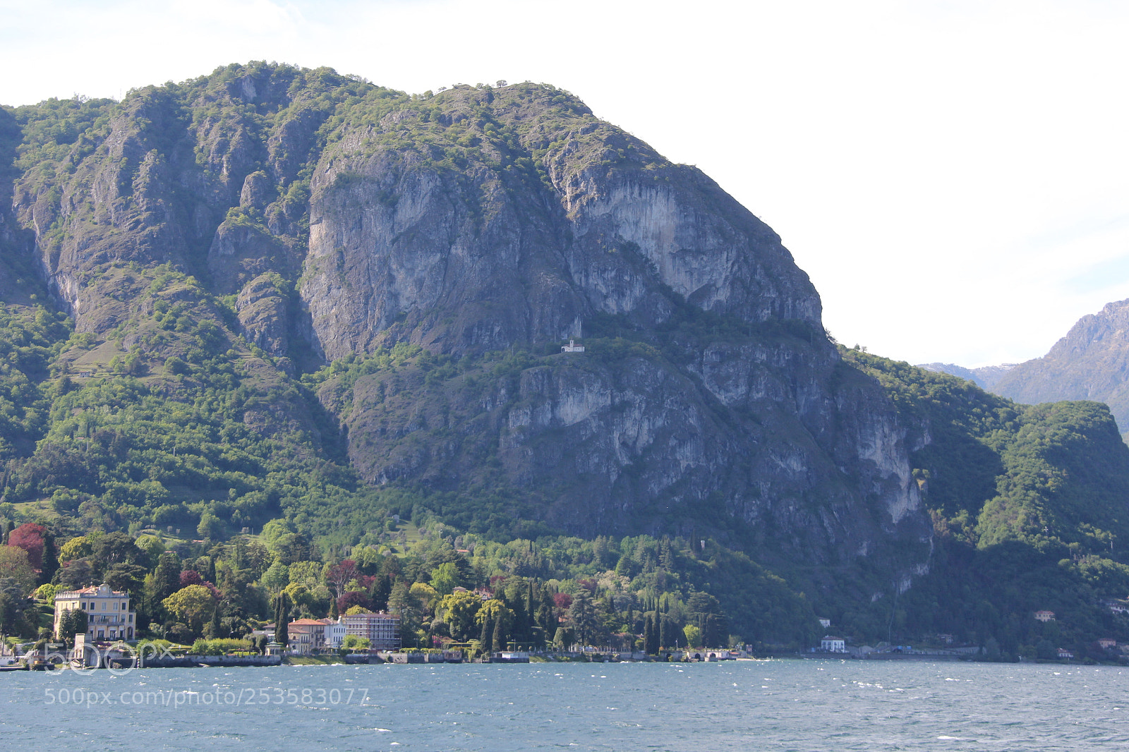 Canon EF-S 18-200mm F3.5-5.6 IS sample photo. Img photography