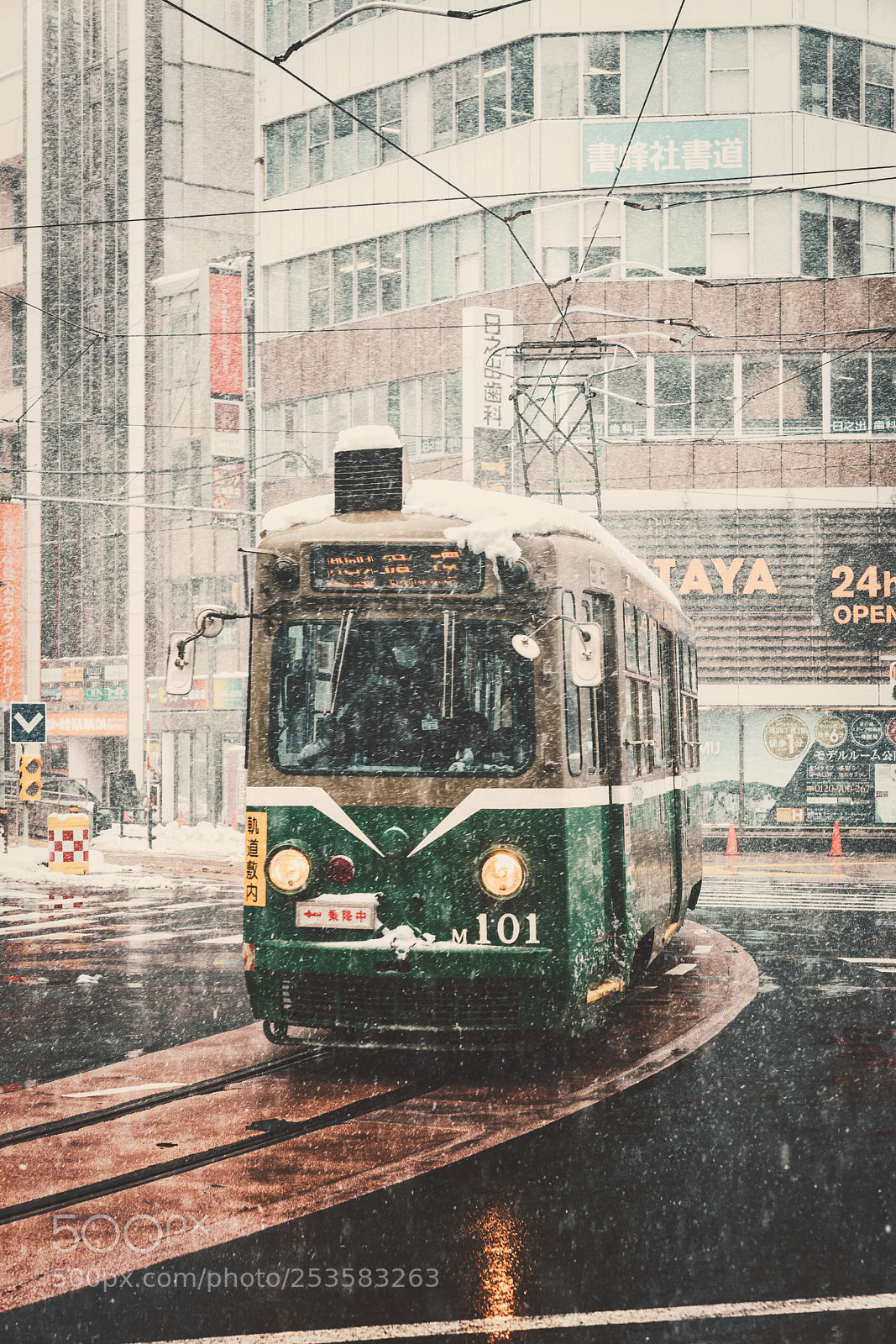 Sony a7R III sample photo. 101号电车 photography
