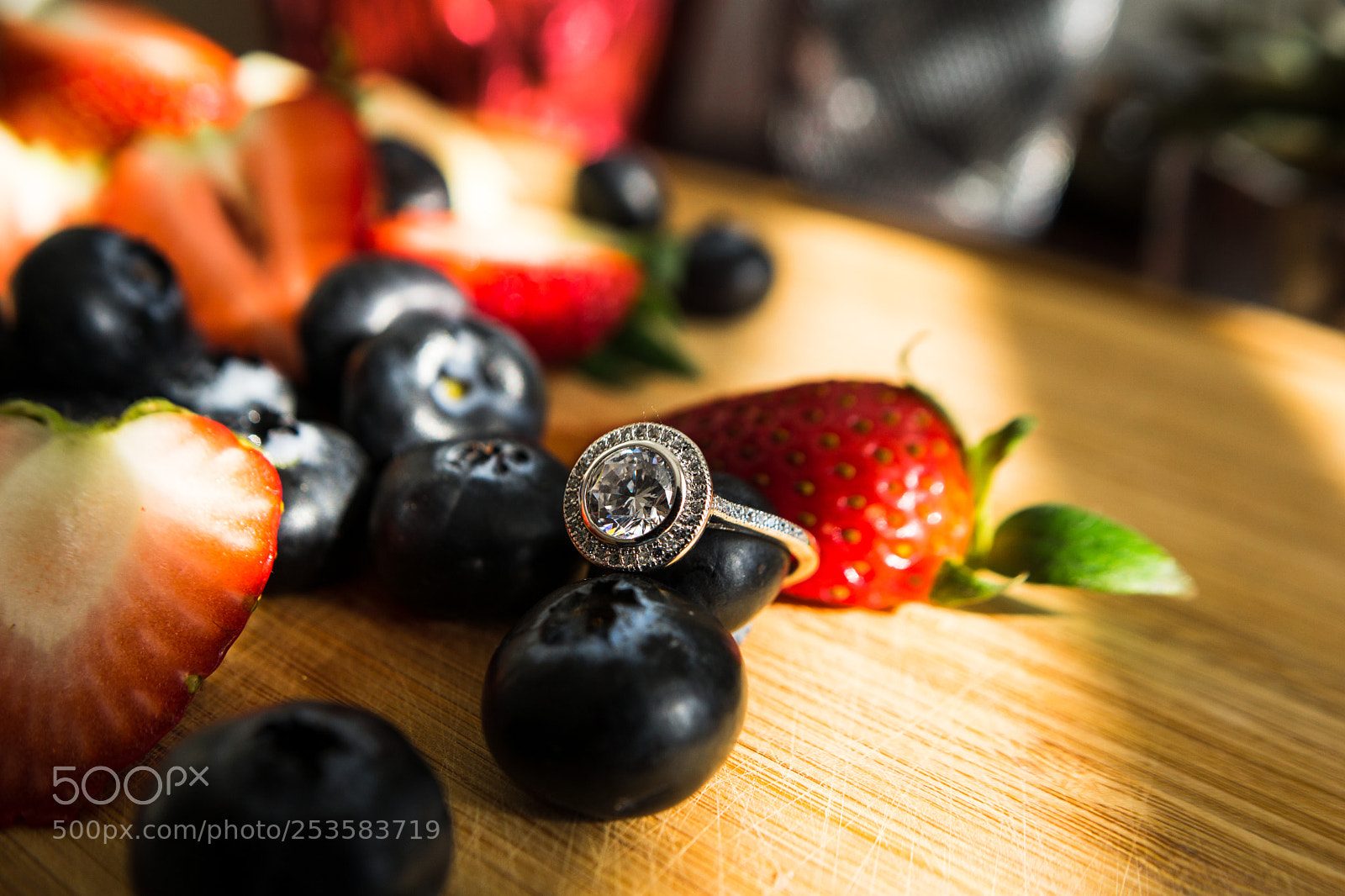 Sony a6000 sample photo. Berries and ring photography