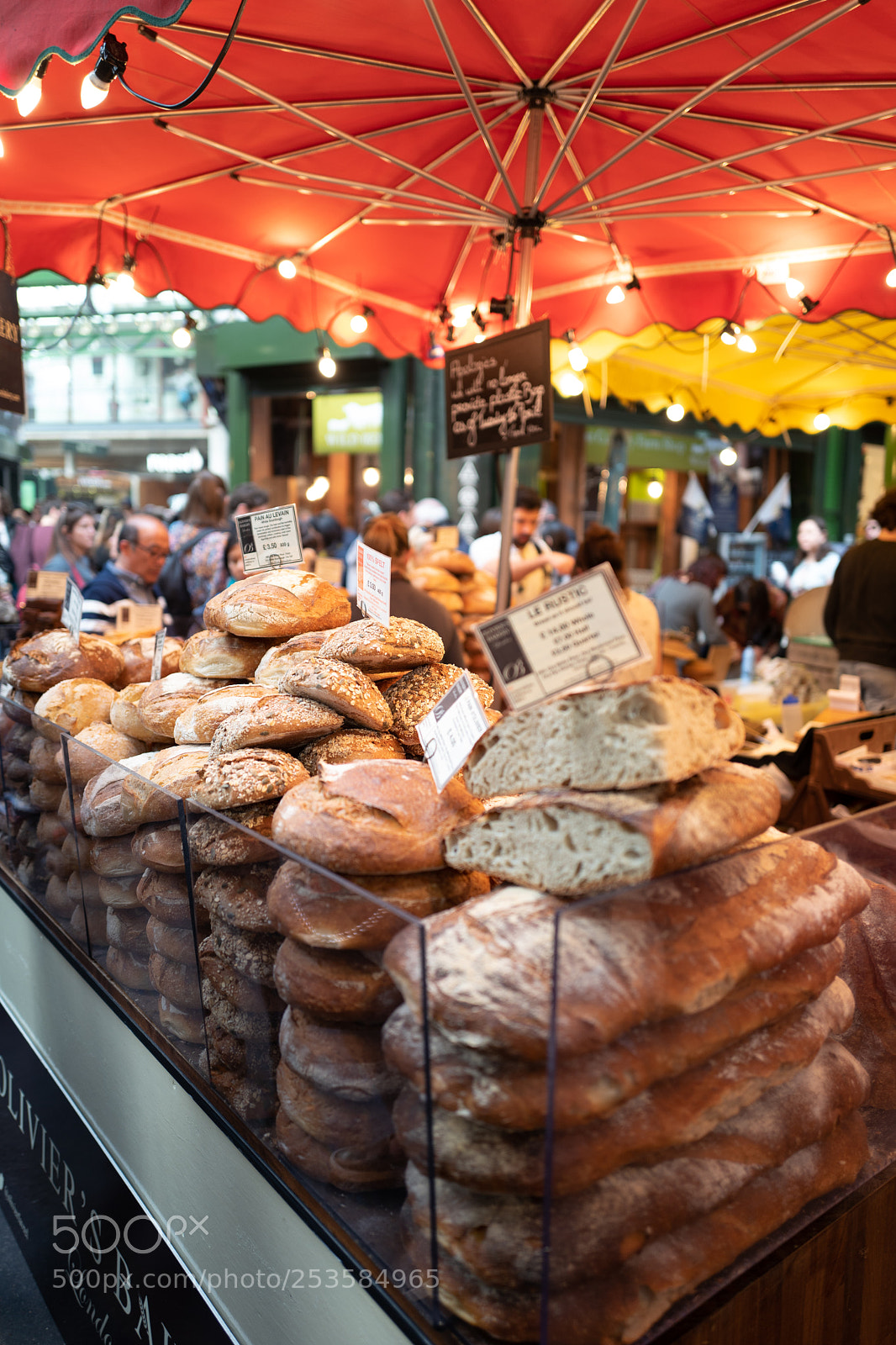 Leica Q (Typ 116) sample photo. Fresh bread photography