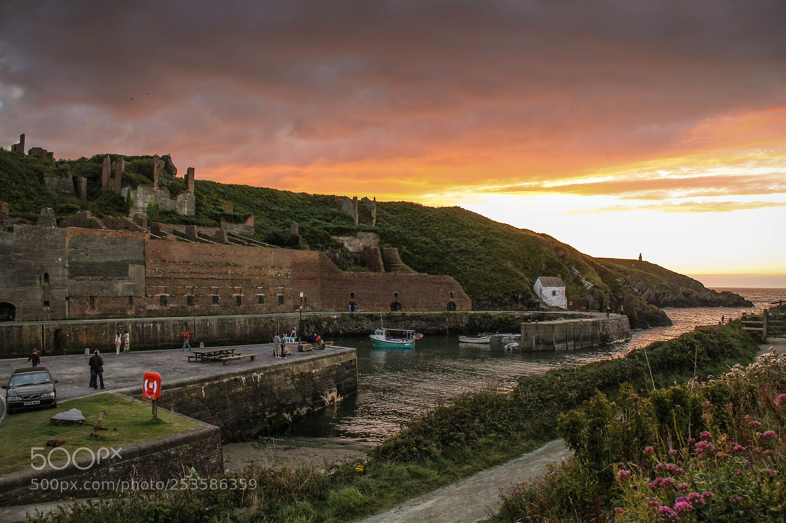 Canon EOS 60D sample photo. Porthgain sunset photography