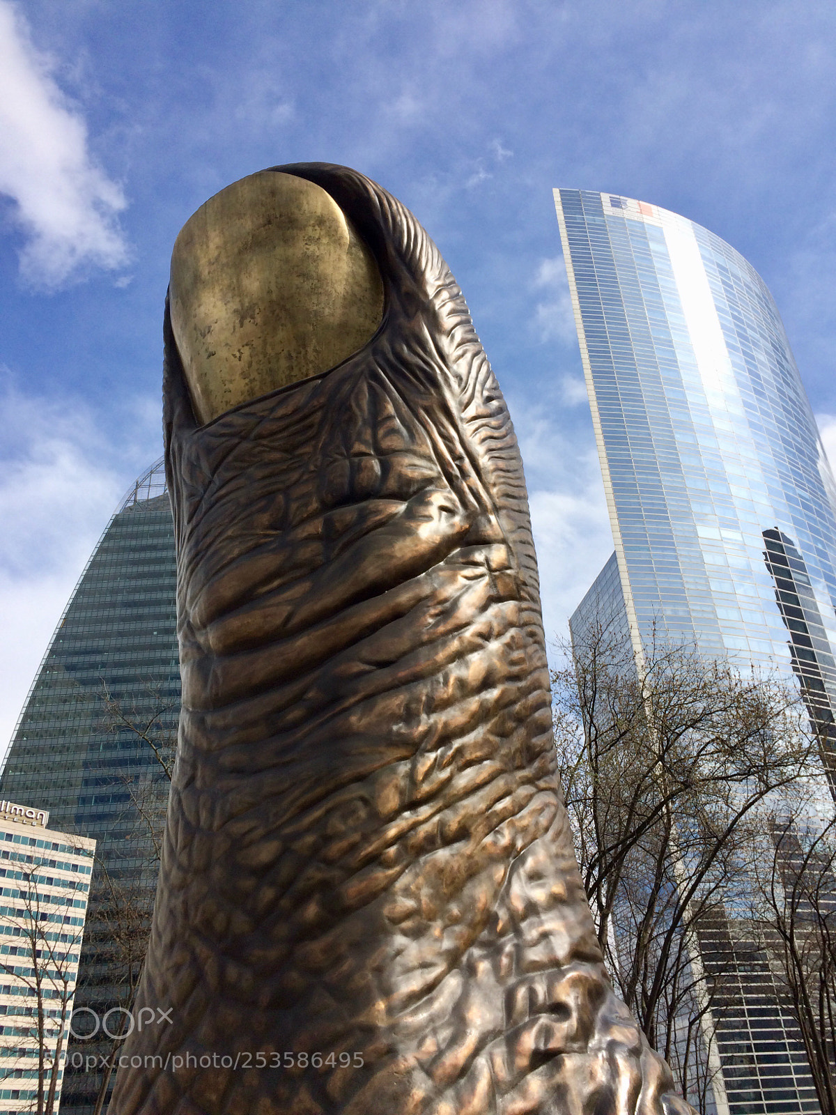 Apple iPhone 5s sample photo. La défense  photography